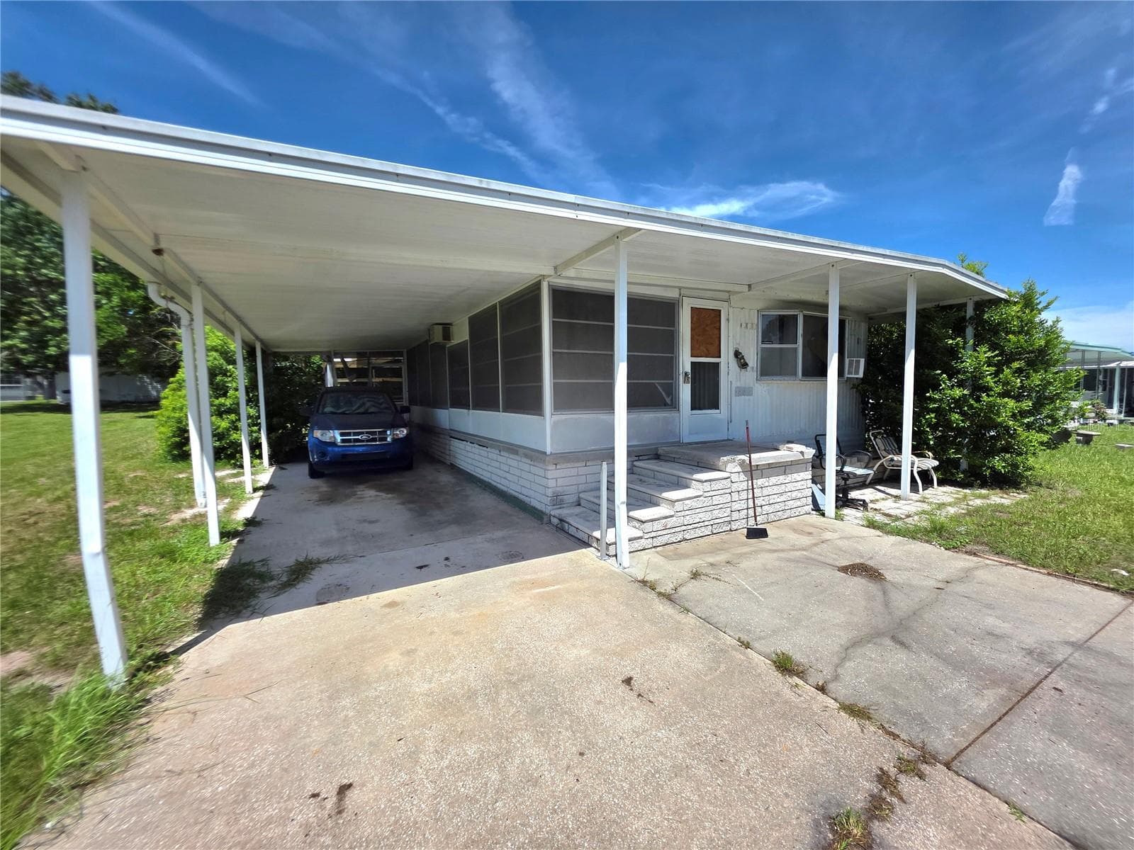 Mobile Home at 8095 WESTERN CIRCLE DR, BROOKSVILLE, photo 3 of 13