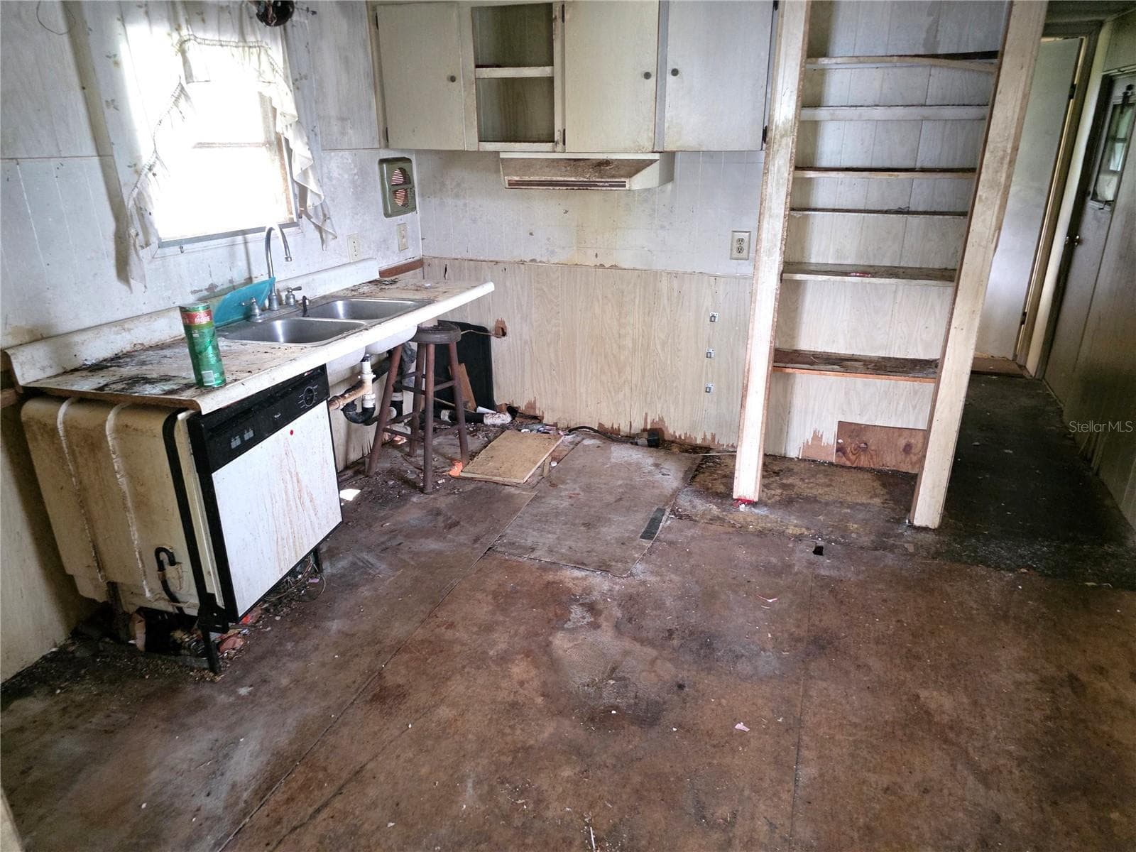 Mobile Home at 8095 WESTERN CIRCLE DR, BROOKSVILLE, photo 5 of 13