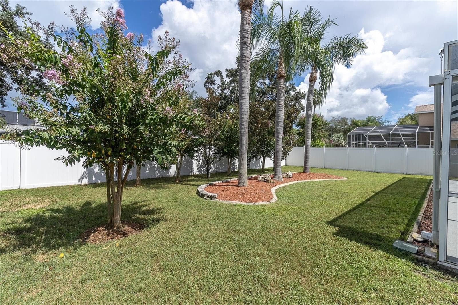 Single Family Residence at 5631 HEREFORD DR, NEW PORT RICHEY, photo 4 of 44