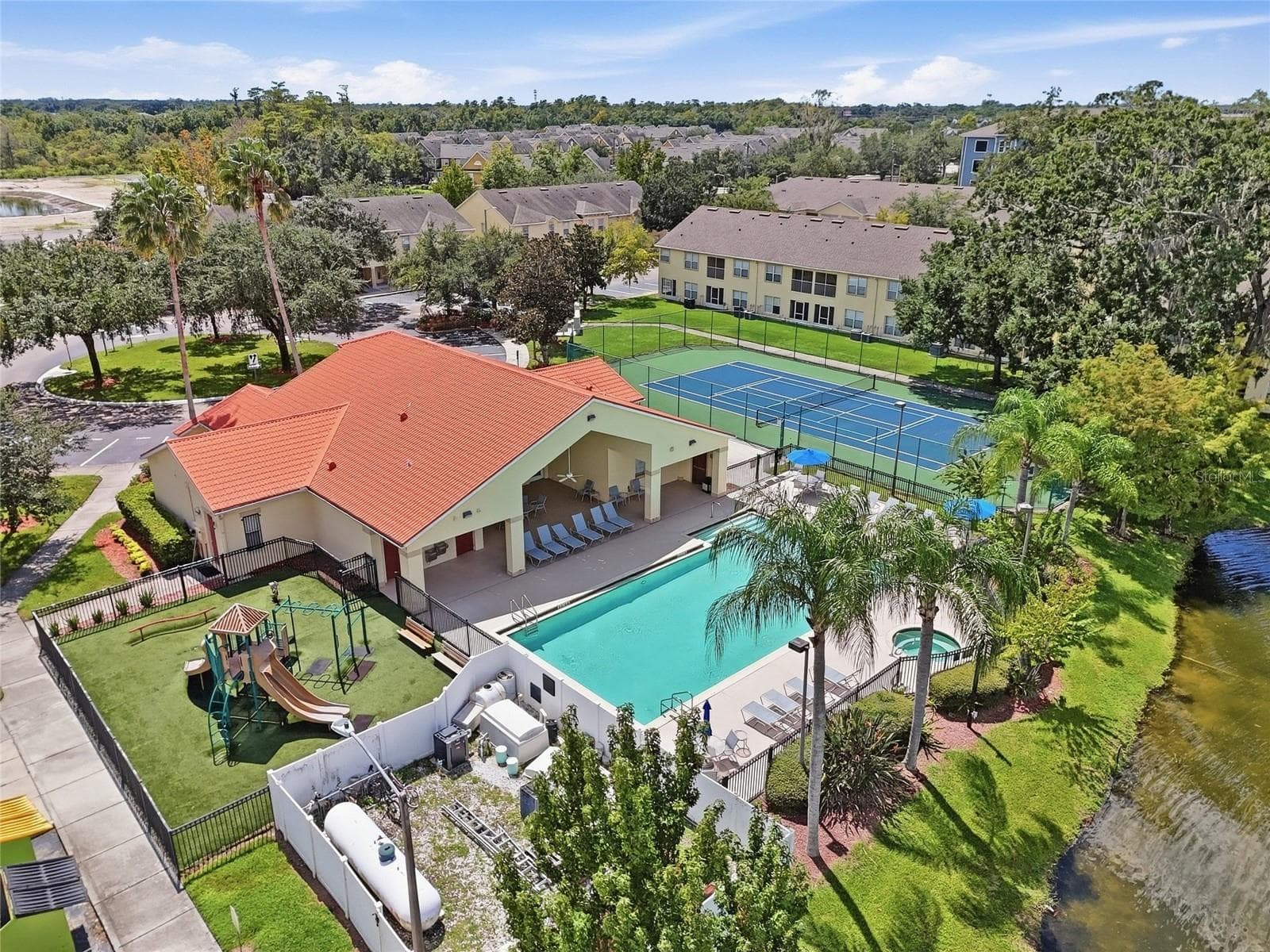 Condominium at 2718 CLUB CORTILE CIR #B, KISSIMMEE, photo 9 of 33