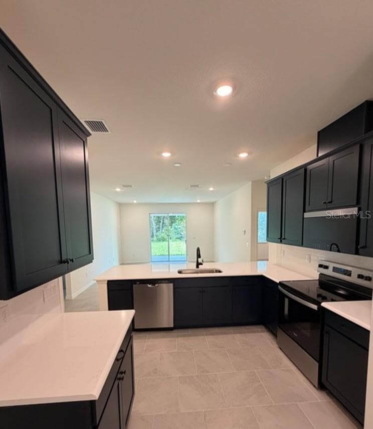 Single Family Residence at 37 ZEPHYR LILY TRL, PALM COAST, photo 4 of 16