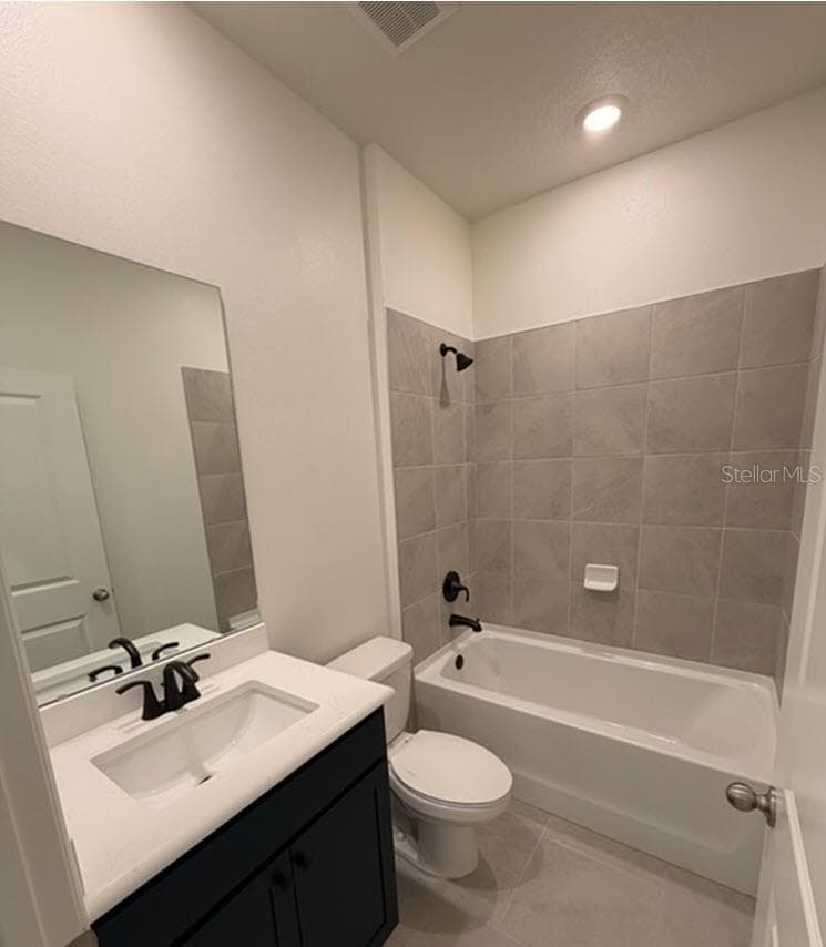 Single Family Residence at 37 ZEPHYR LILY TRL, PALM COAST, photo 7 of 16