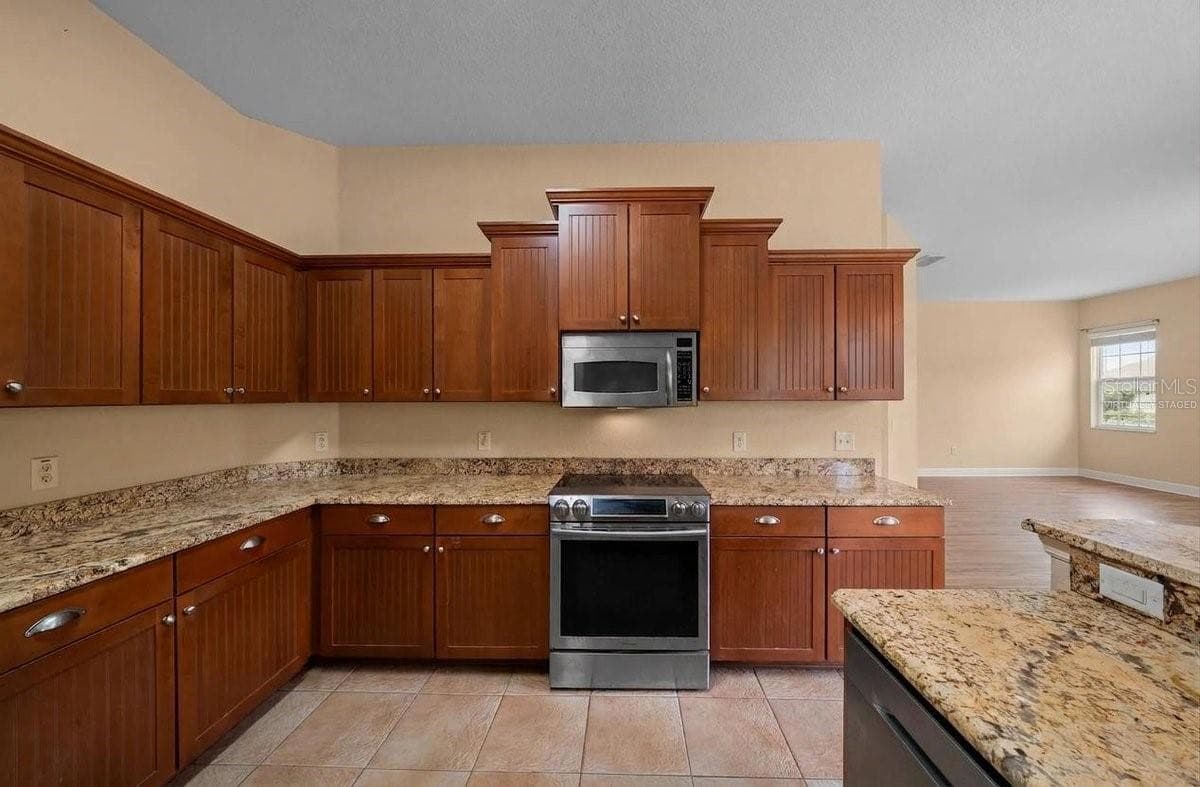 Virtually Staged - 6310 SE 96TH ST, BELLEVIEW