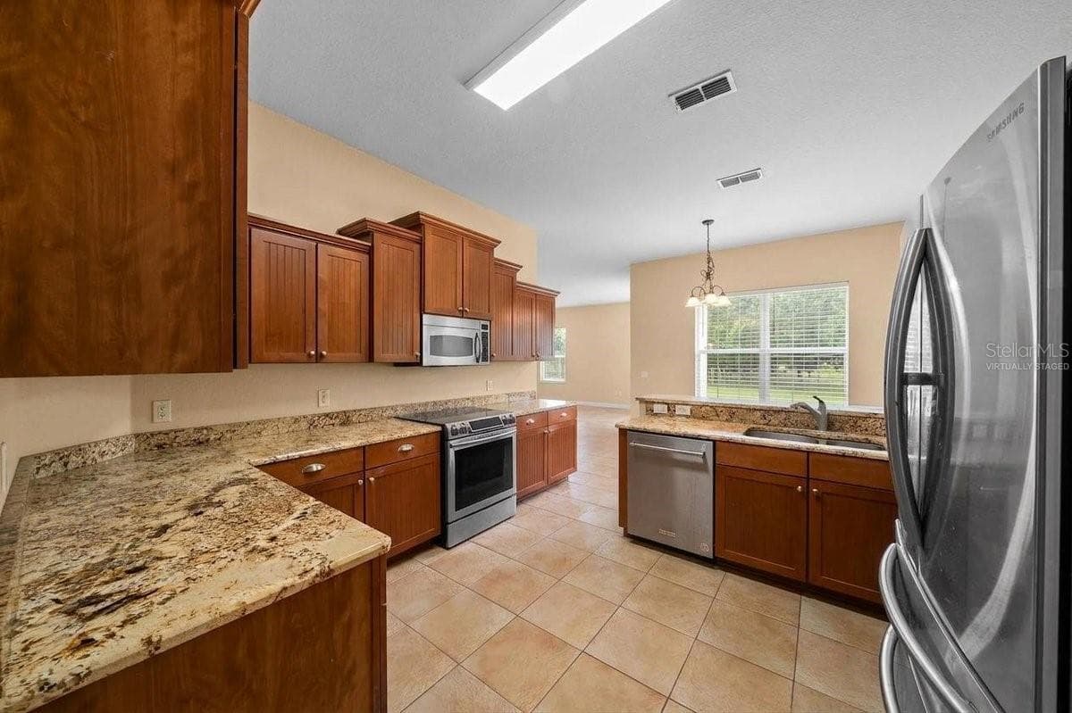 Virtually Staged - 6310 SE 96TH ST, BELLEVIEW