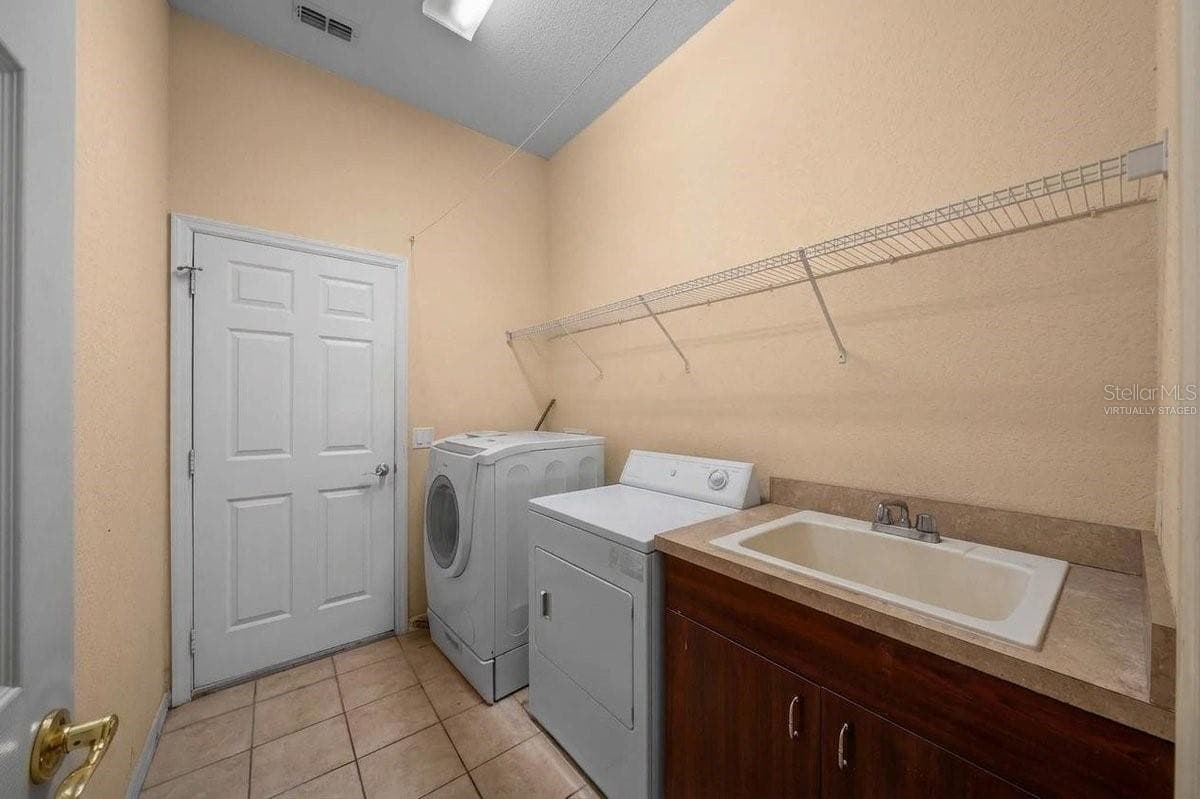 Laundry RoomVirtually Staged - 6310 SE 96TH ST, BELLEVIEW