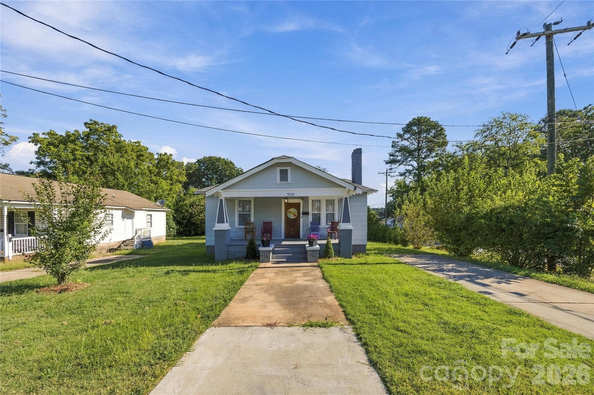 Single Family Residence at 700 Concordia Avenue, Charlotte, photo 2 of 28
