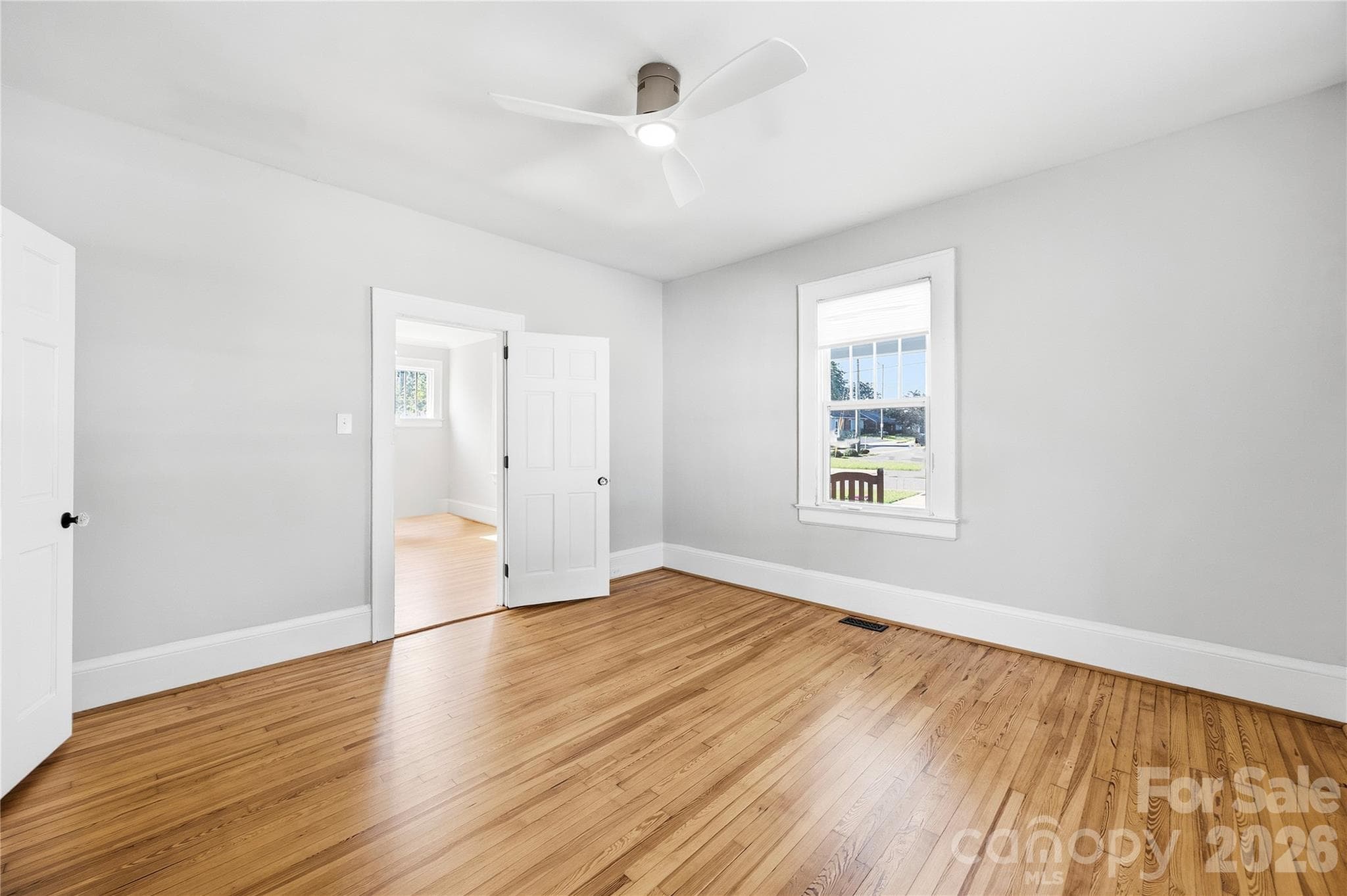 Single Family Residence at 700 Concordia Avenue, Charlotte, photo 12 of 28