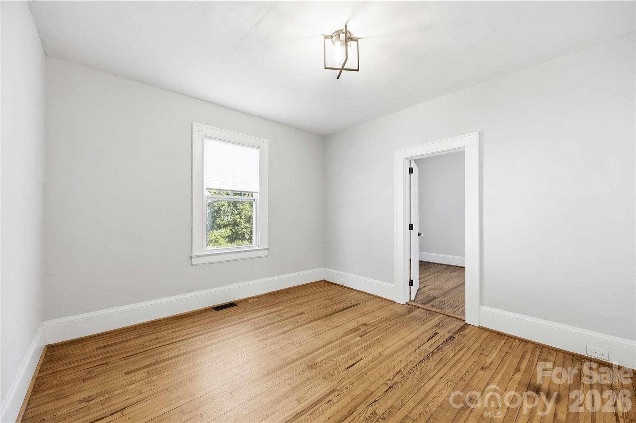 Single Family Residence at 700 Concordia Avenue, Charlotte, photo 14 of 28