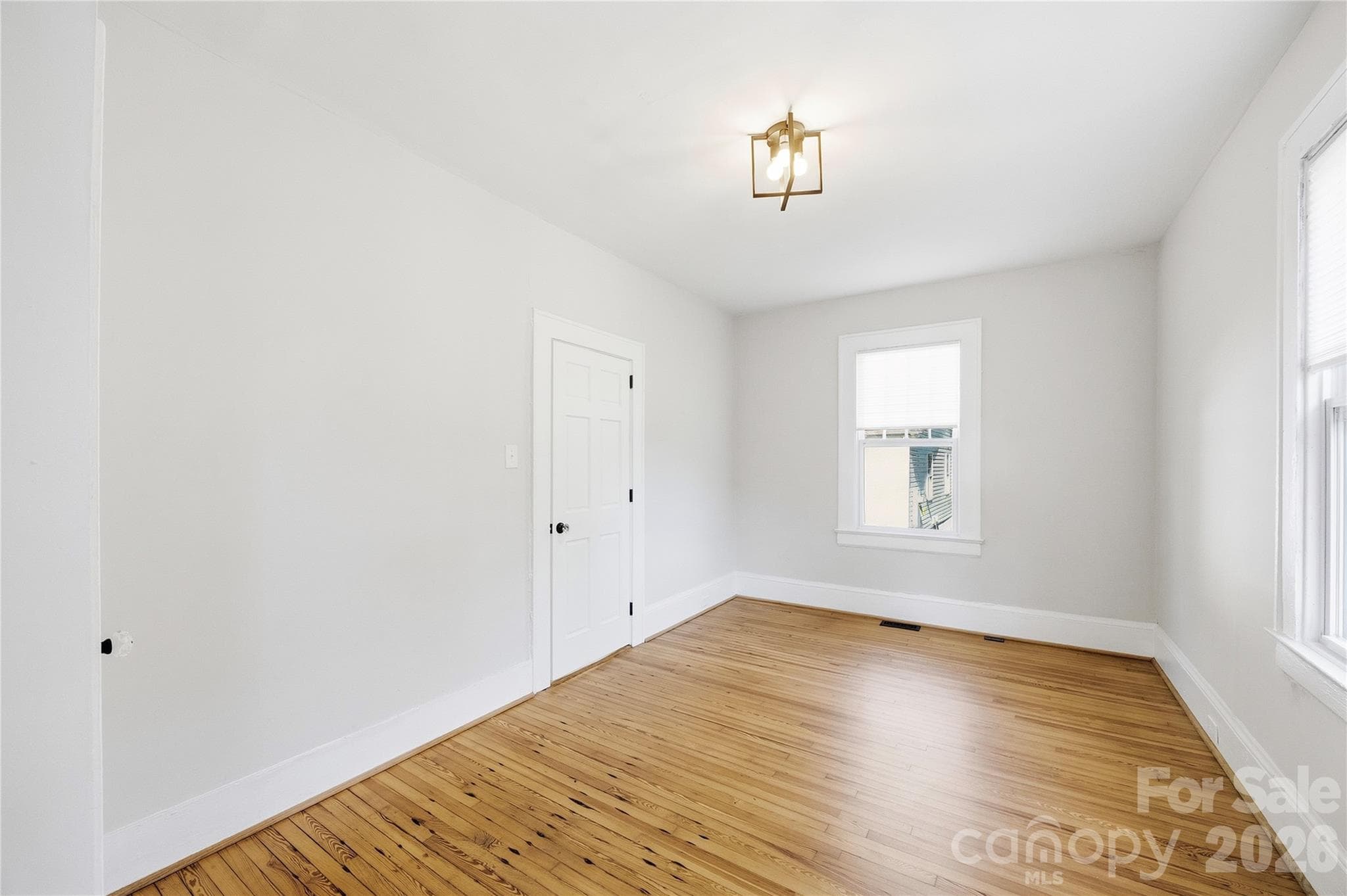Single Family Residence at 700 Concordia Avenue, Charlotte, photo 16 of 28