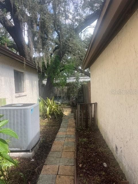 Single Family Residence at 4512 SWEETWATER LAKE DR #10, TAMPA, photo 24 of 27