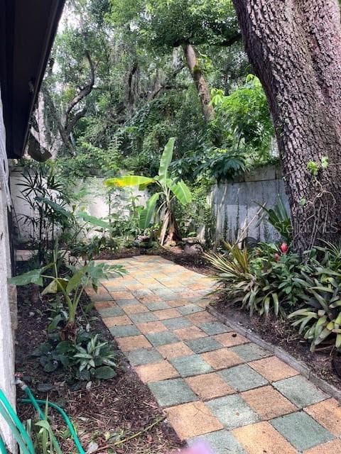Single Family Residence at 4512 SWEETWATER LAKE DR #10, TAMPA, photo 25 of 27