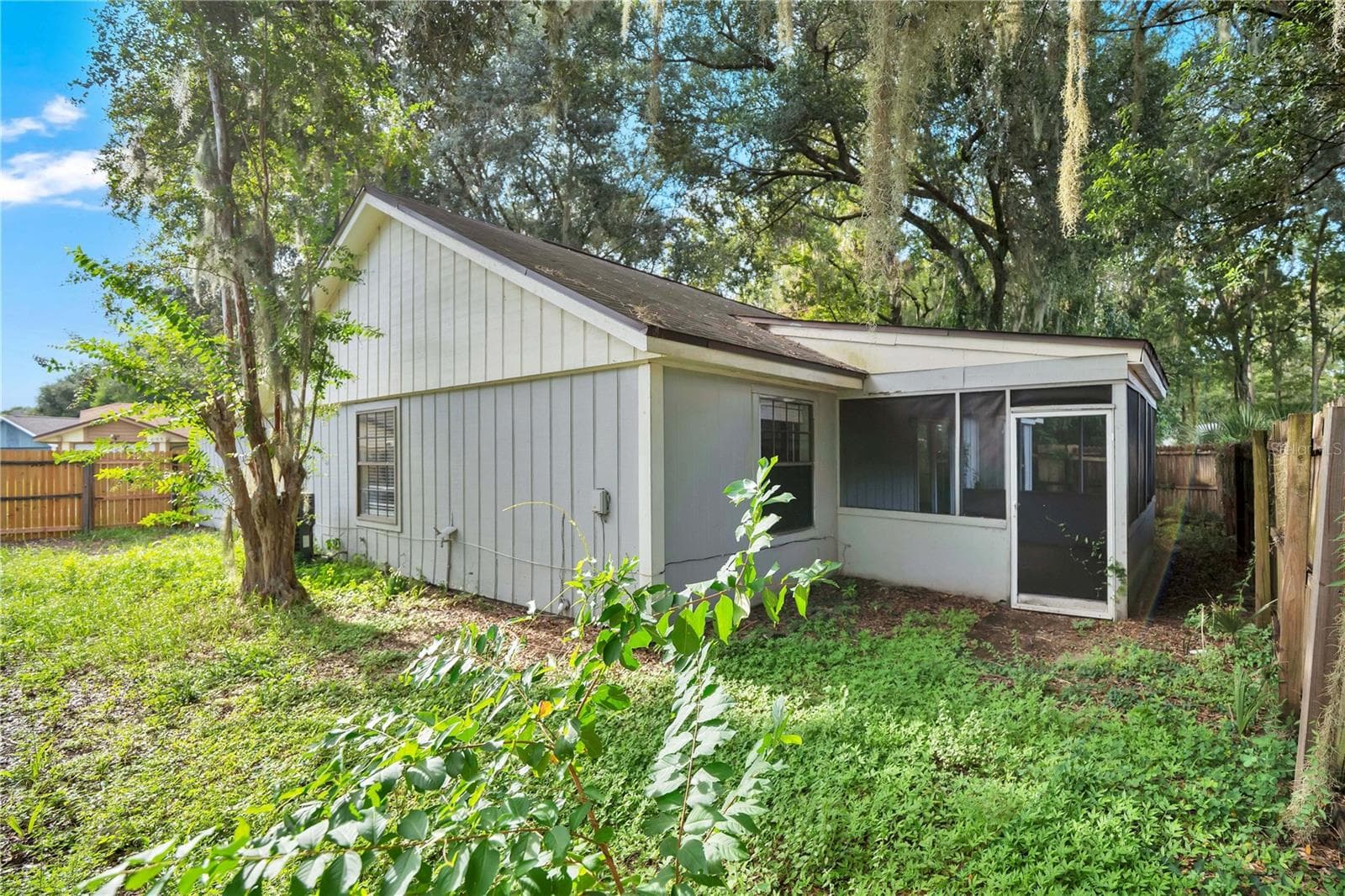 Single Family Residence at 654 CYPRESS LN, WINTER SPRINGS, photo 24 of 34