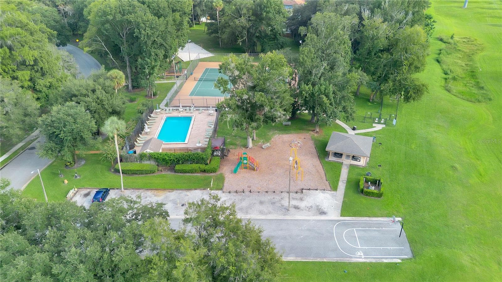 Single Family Residence at 654 CYPRESS LN, WINTER SPRINGS, photo 33 of 34