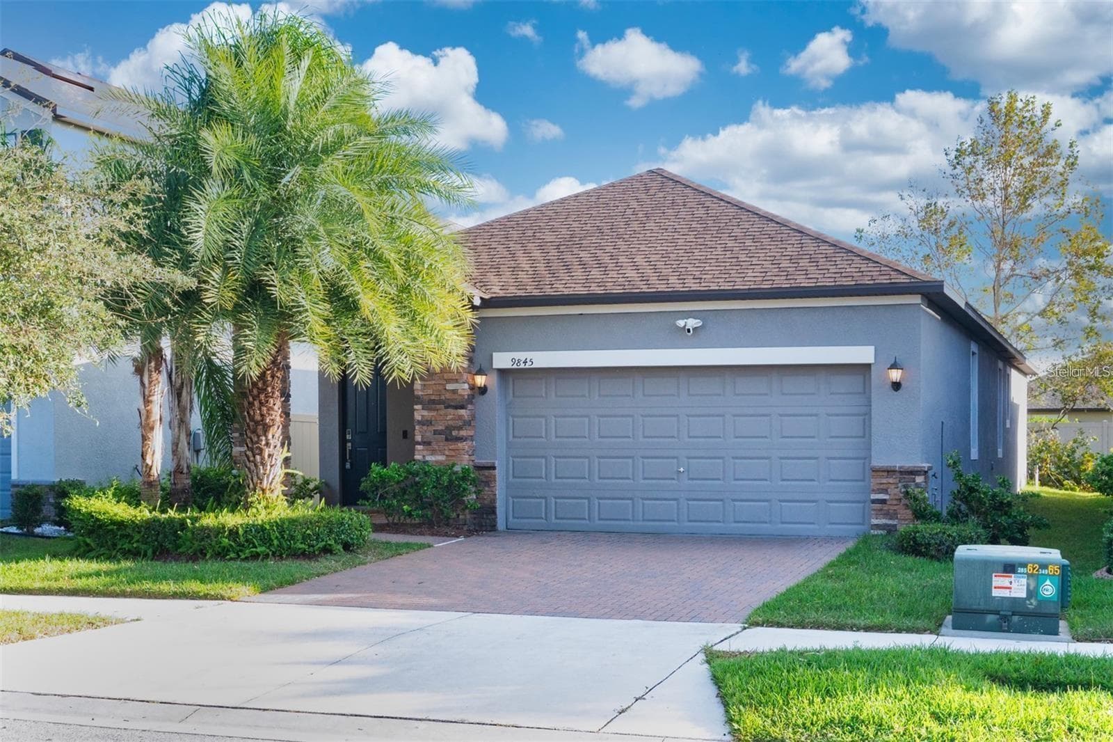 9845 IVORY DR