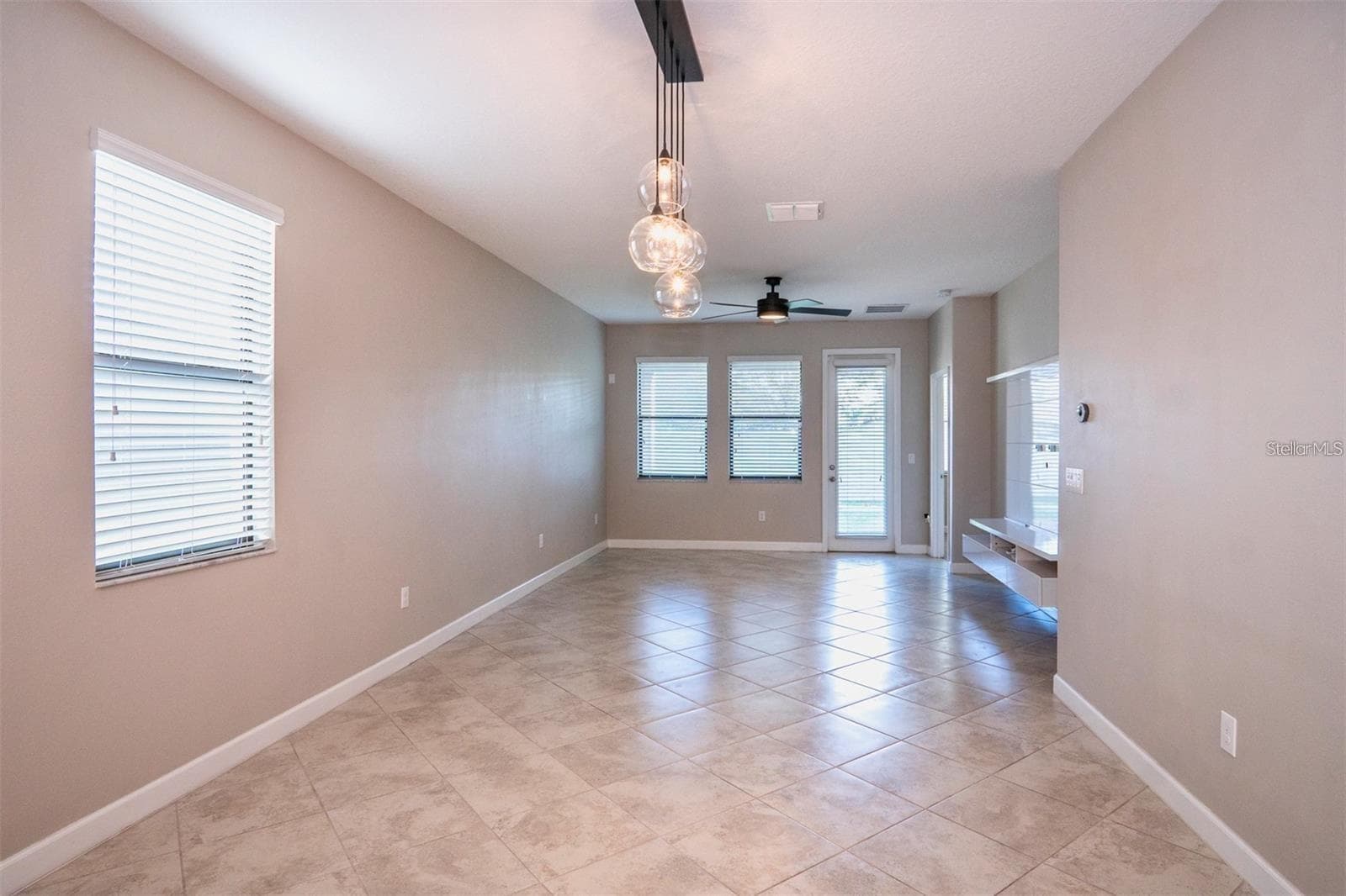 Single Family Residence at 9845 IVORY DR, SUN CITY CENTER, photo 14 of 45