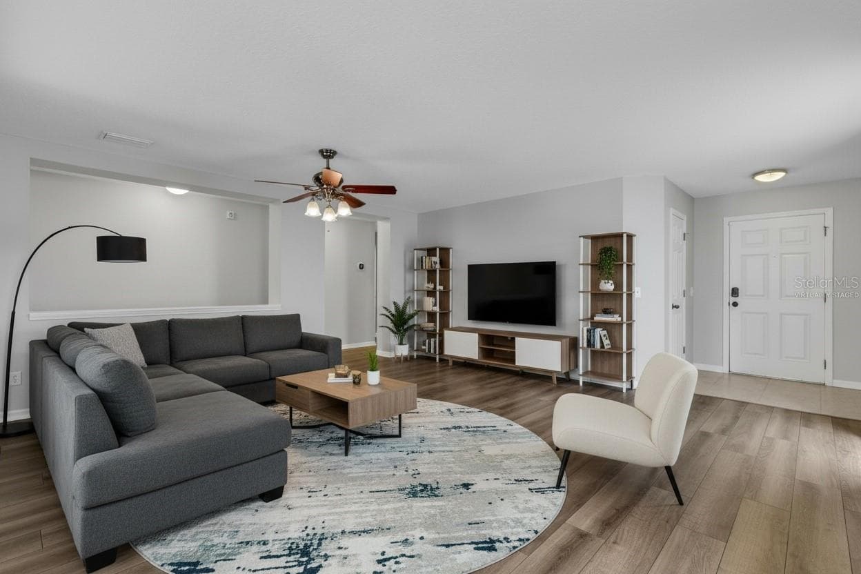 Virtually Staged - 11136 GOLDEN SILENCE DR, RIVERVIEW