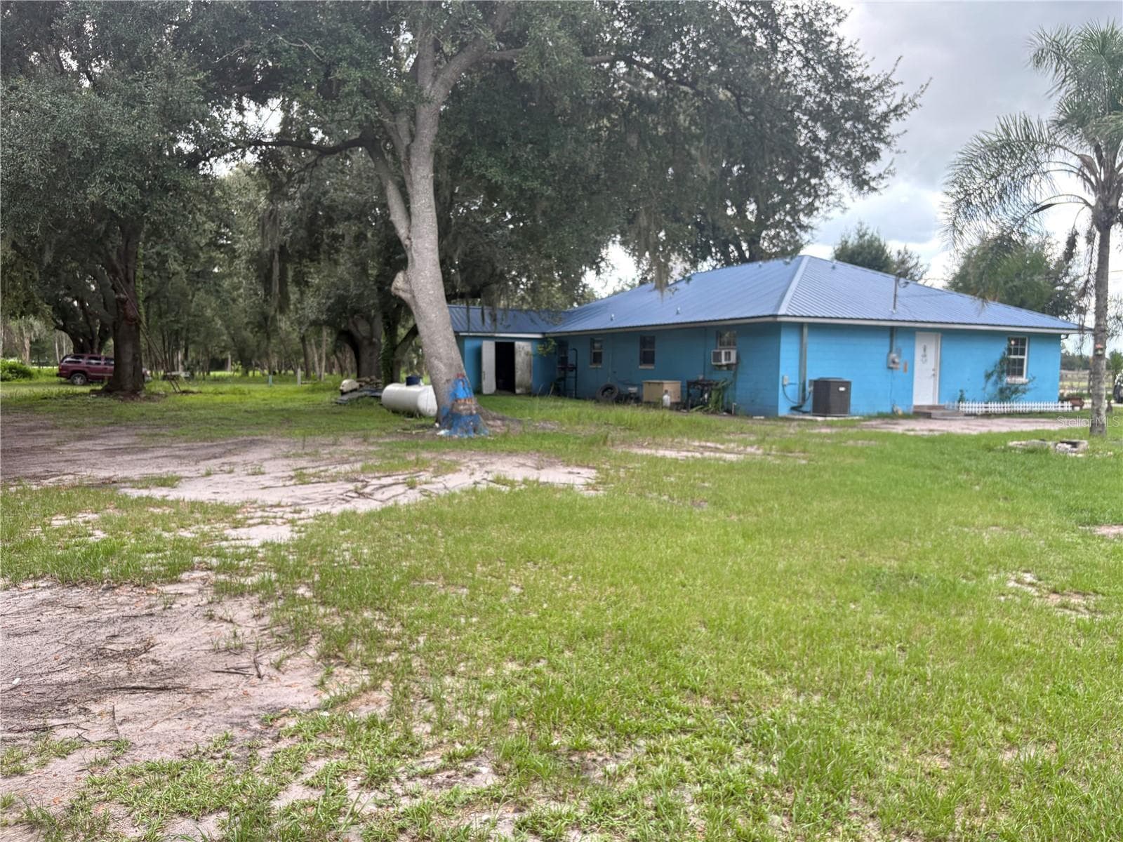 Single Family Residence at 2425 GERBER DAIRY RD, WINTER HAVEN, photo 6 of 38
