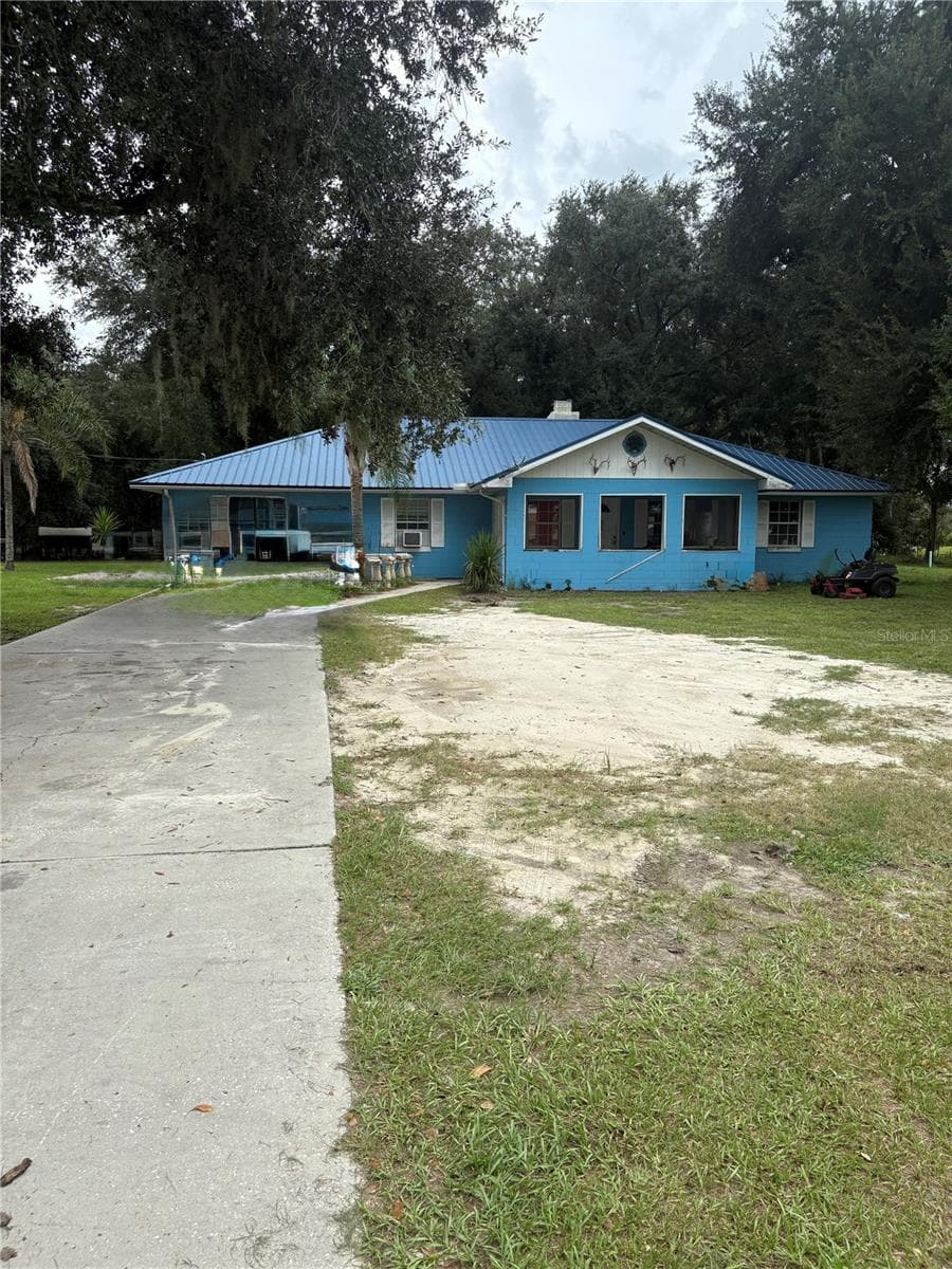 Single Family Residence at 2425 GERBER DAIRY RD, WINTER HAVEN, photo 8 of 38