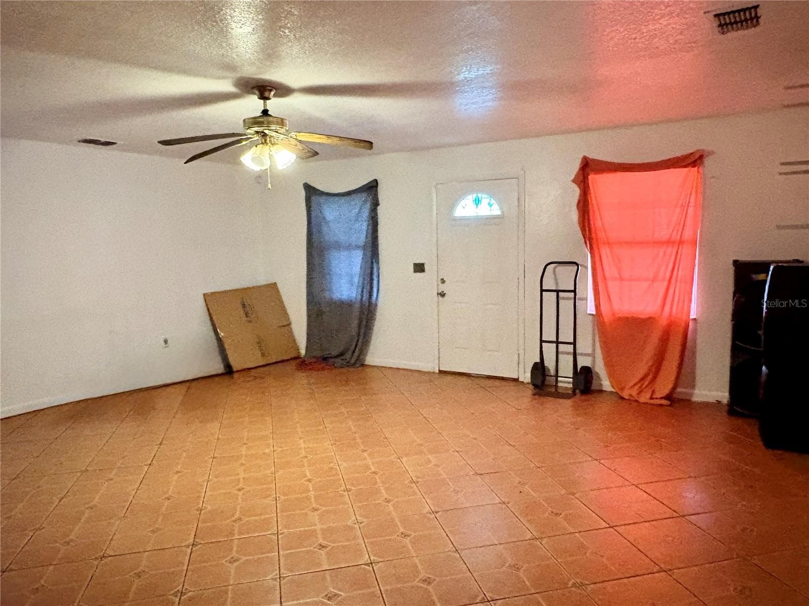 Living Room - 2425 GERBER DAIRY RD, WINTER HAVEN