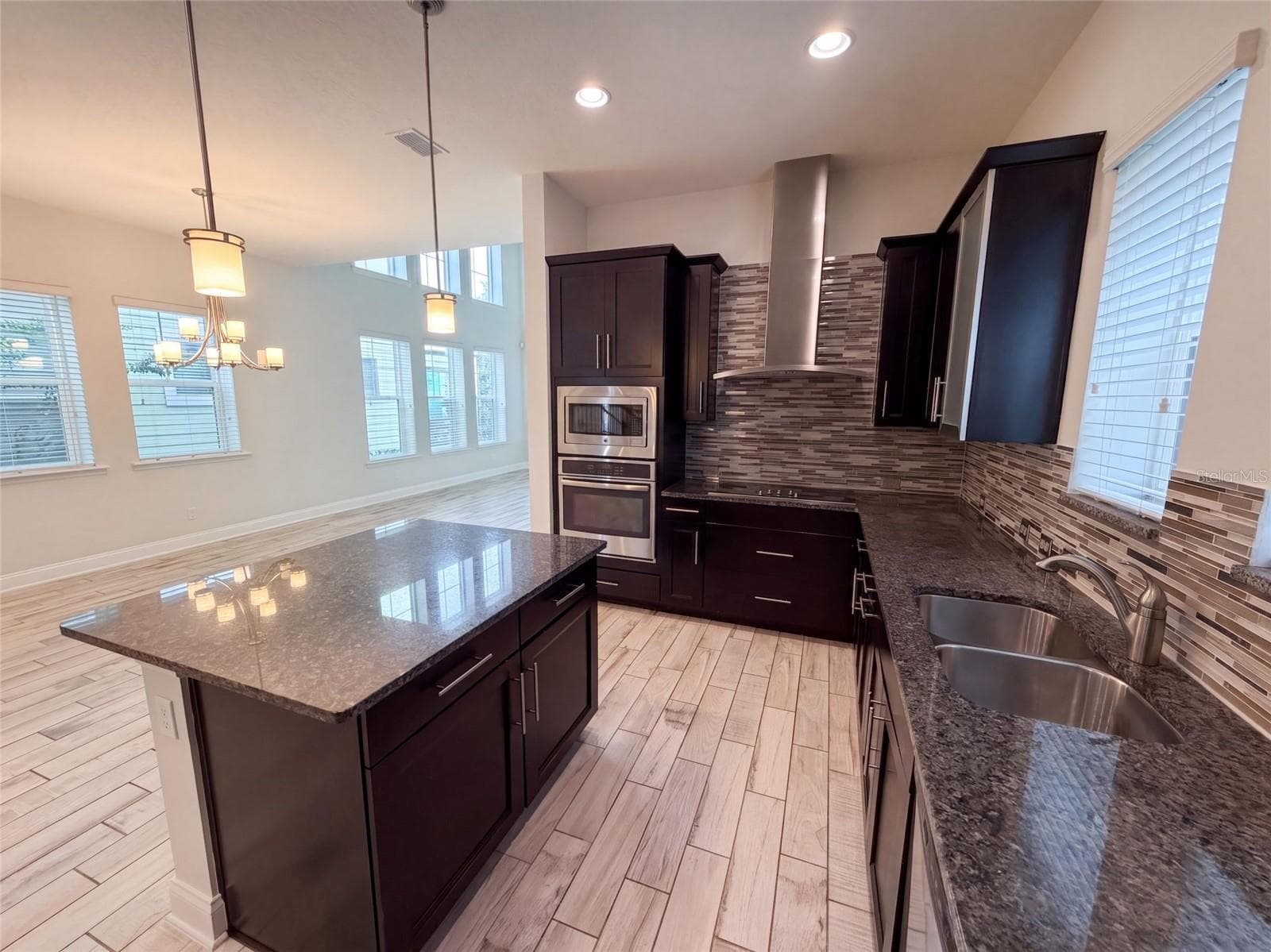 Single Family Residence at 7797 LAUREATE BLVD, ORLANDO, photo 4 of 30