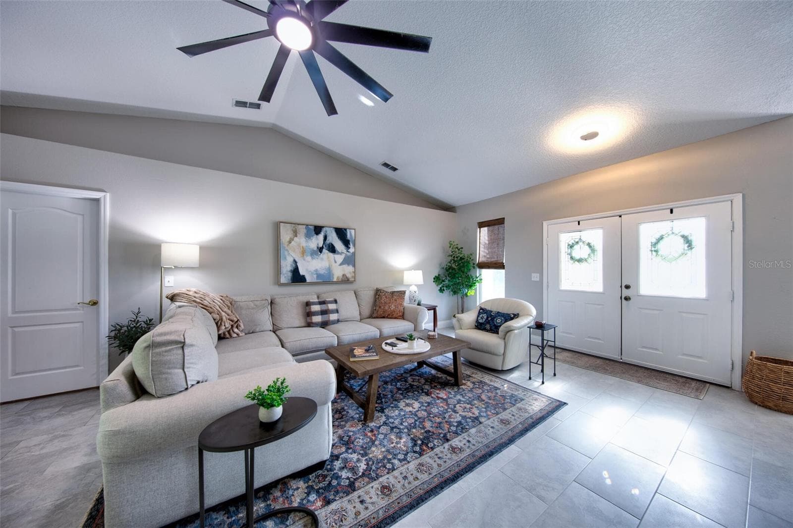 Single Family Residence at 11117 TWOSOME DR, SAN ANTONIO, photo 8 of 34