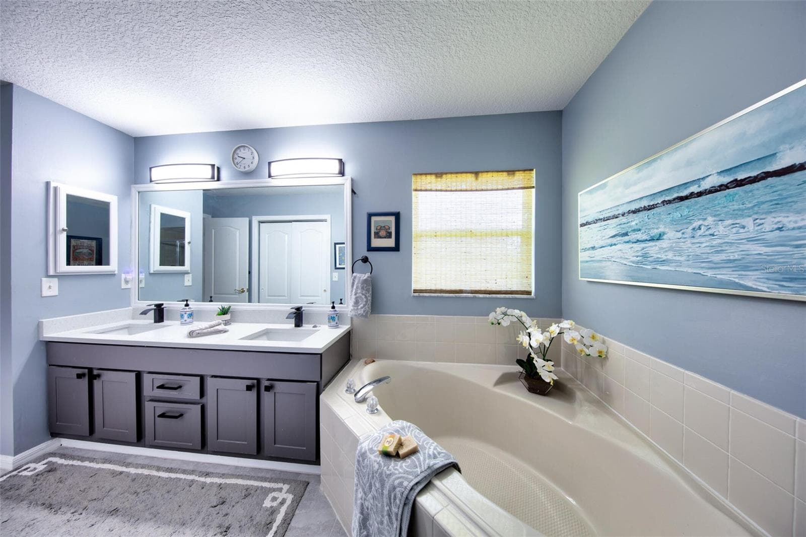 Single Family Residence at 11117 TWOSOME DR, SAN ANTONIO, photo 17 of 34