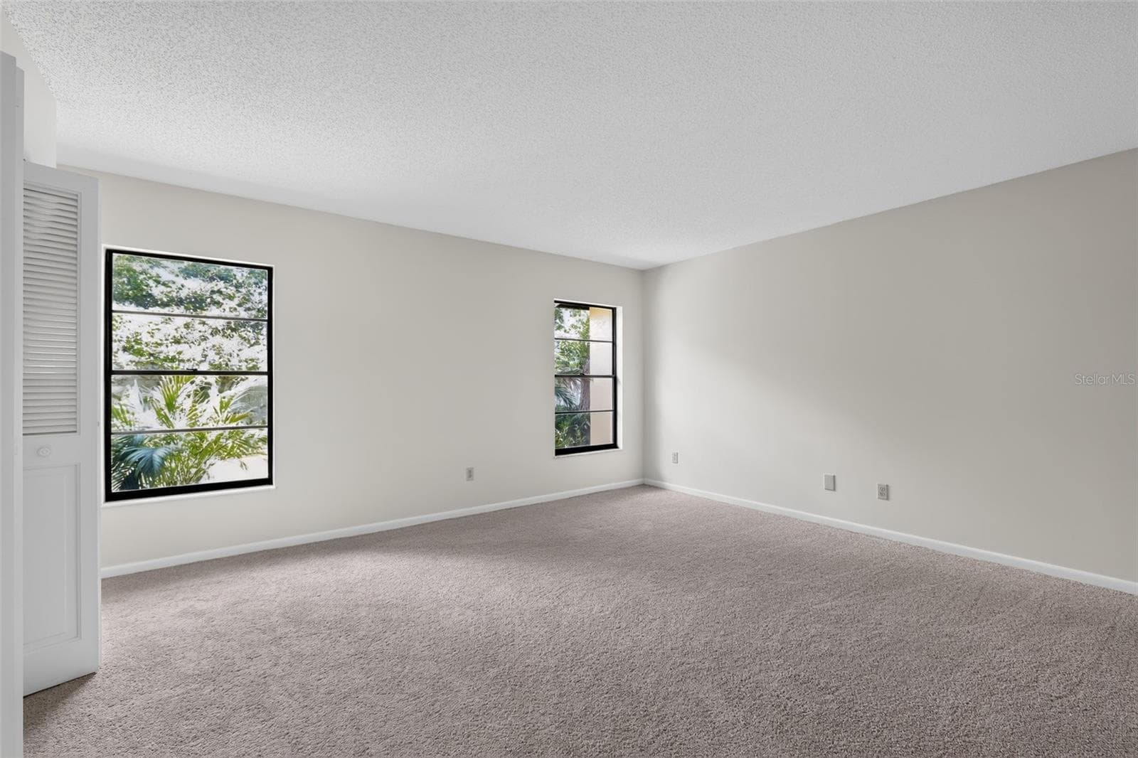 Single Family Residence at 4015 DELLBROOK DR, TAMPA, photo 18 of 27