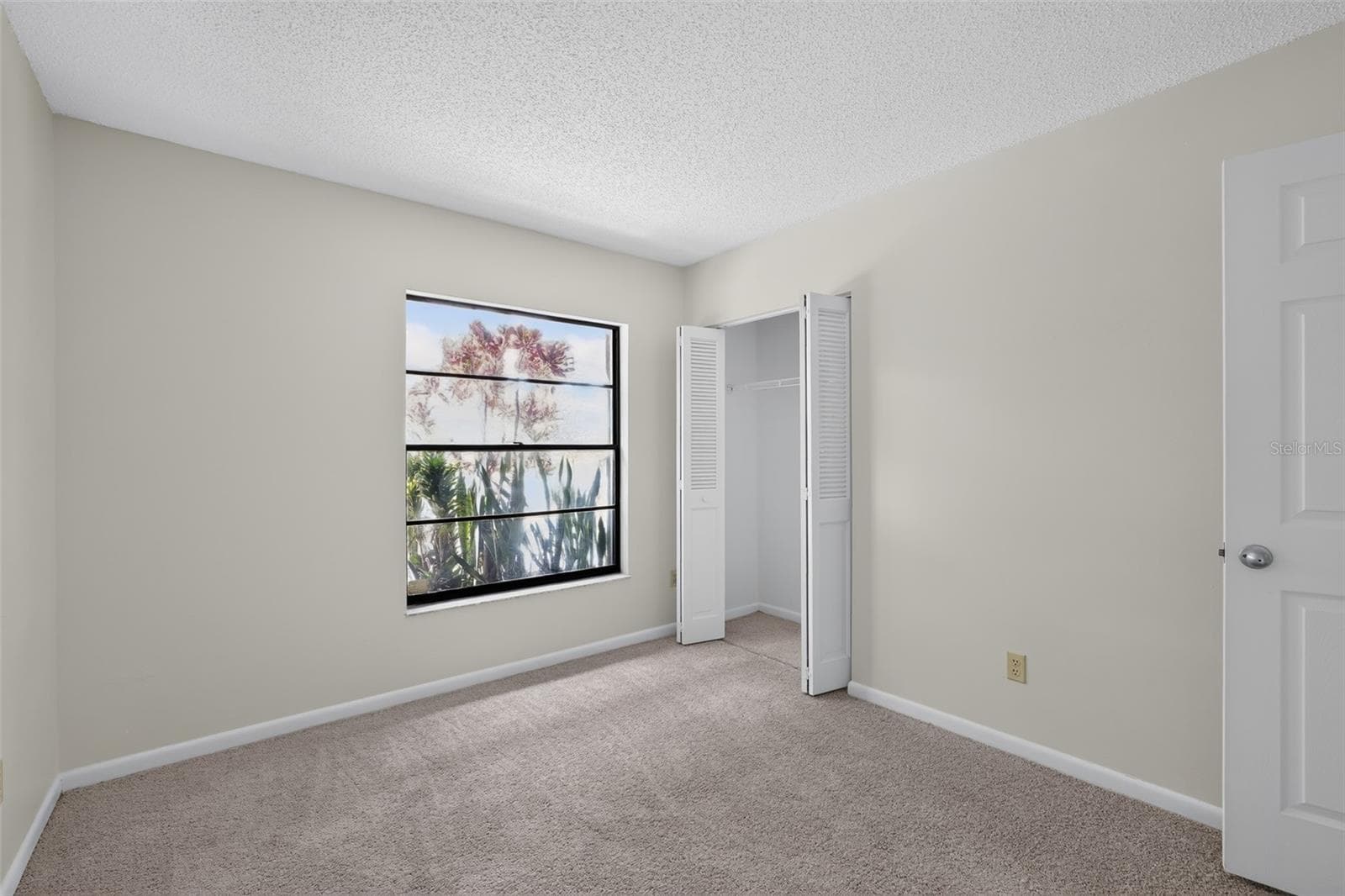Single Family Residence at 4015 DELLBROOK DR, TAMPA, photo 19 of 27