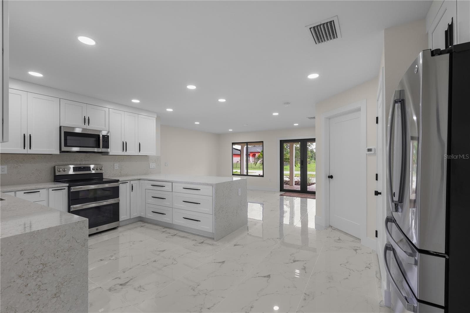 Single Family Residence at 3508 4TH ST SW, LEHIGH ACRES, photo 16 of 45