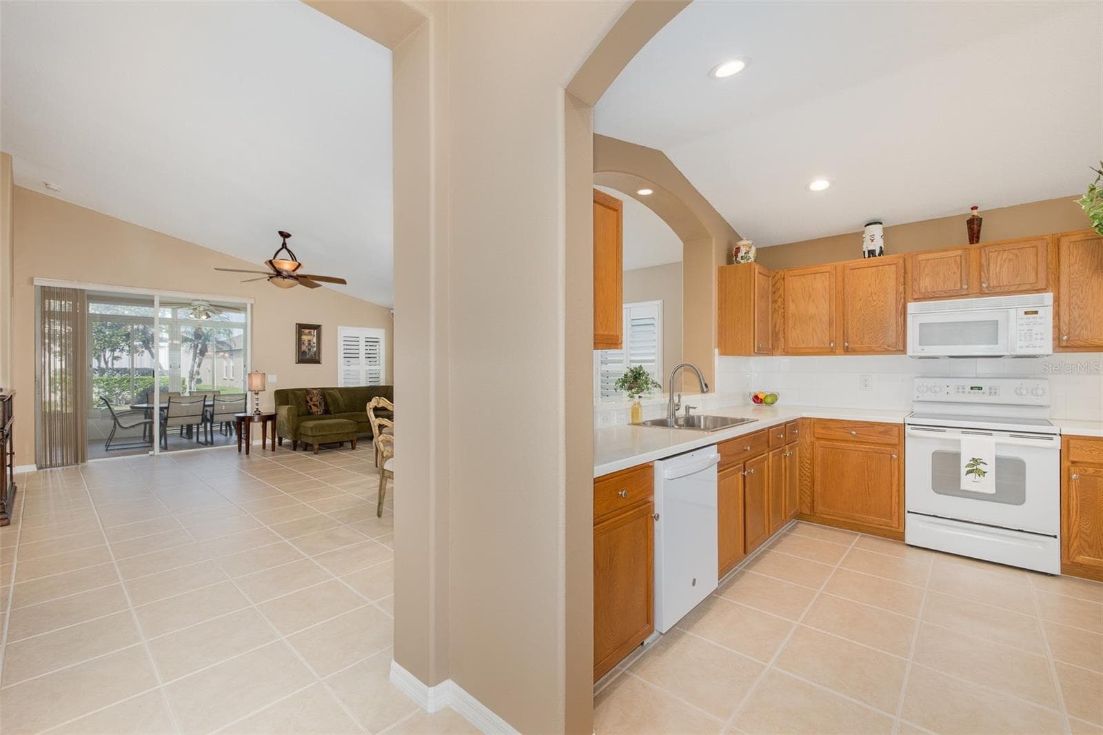 Single Family Residence at 1856 ARBOR KNOLL LOOP, TRINITY, photo 15 of 86