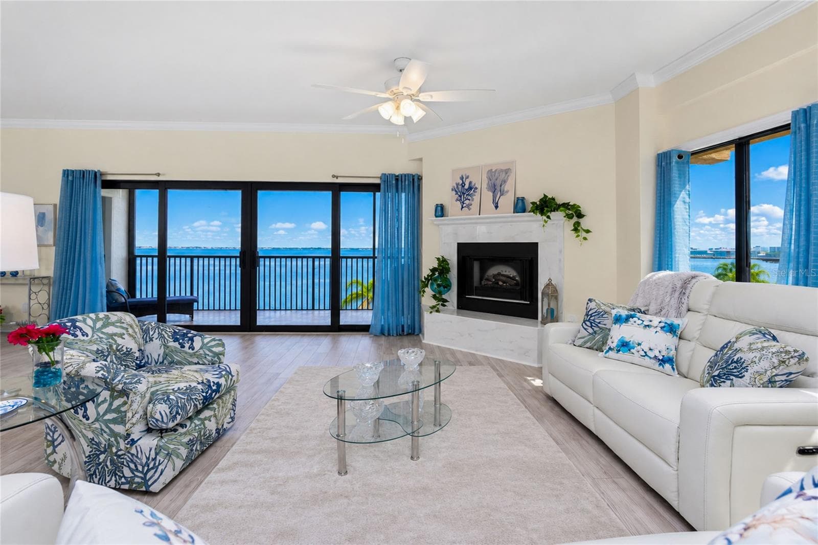 IMPACT WINDOWS AND SLIDERS! - 1601 PARK BEACH CIR #136/18, PUNTA GORDA
