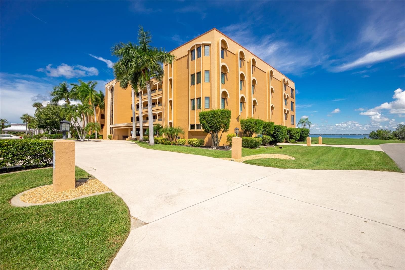 1ST DRIVEWAY TO GUEST PARKING., 2ND DRIVEWAY TO GARGE PARKING - 1601 PARK BEACH CIR #136/18, PUNTA GORDA