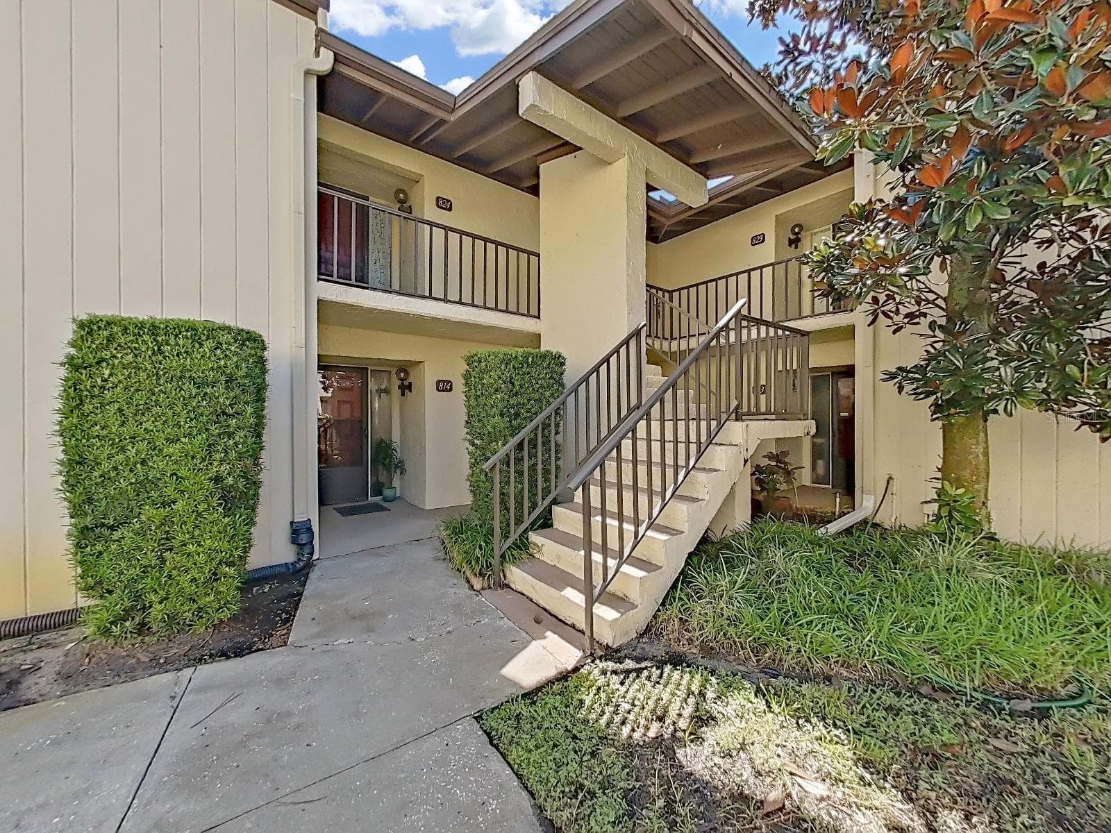 700 STARKEY RD #824