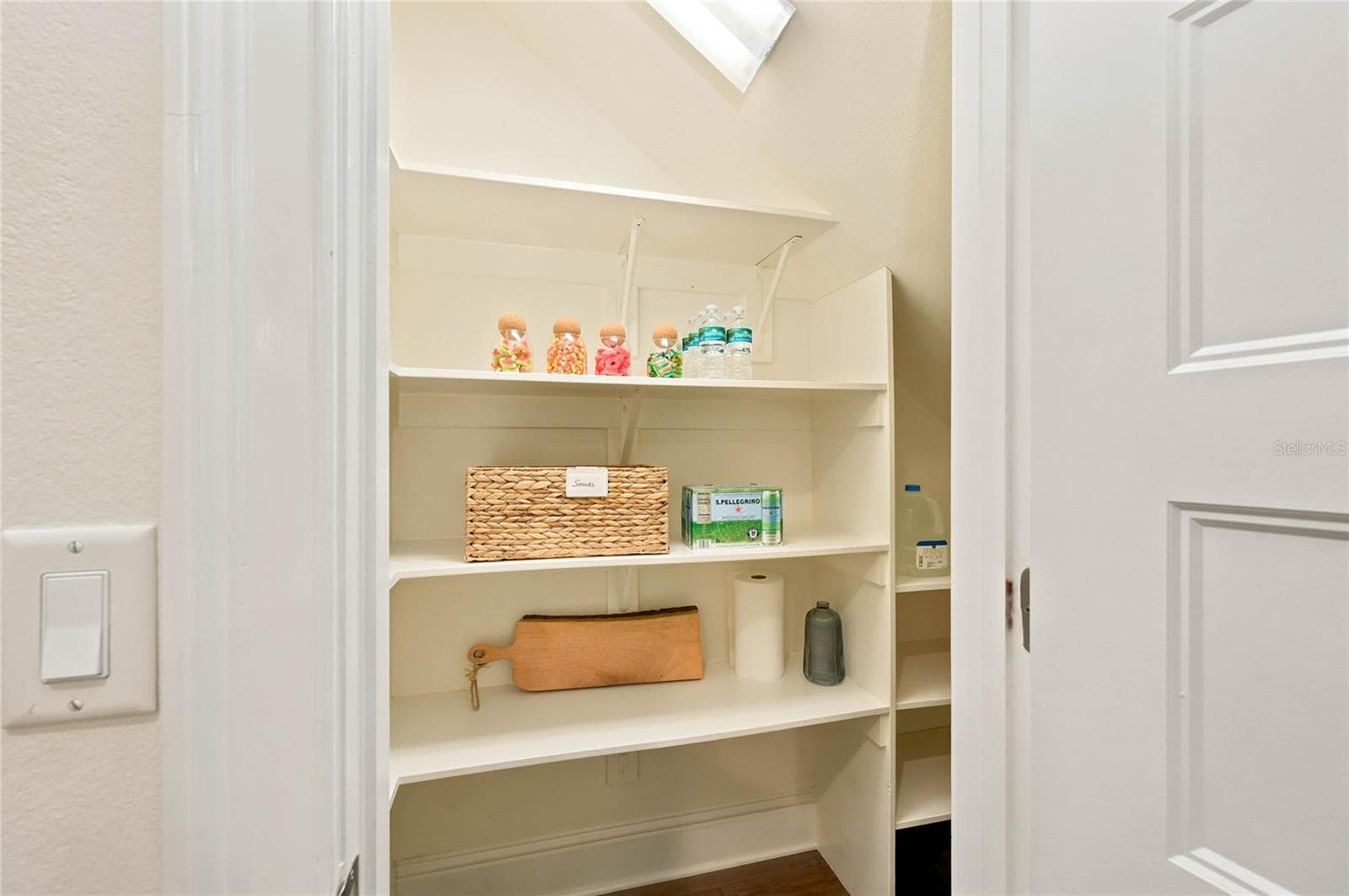 Walk in pantry - 1707 ASHER LN, ORLANDO