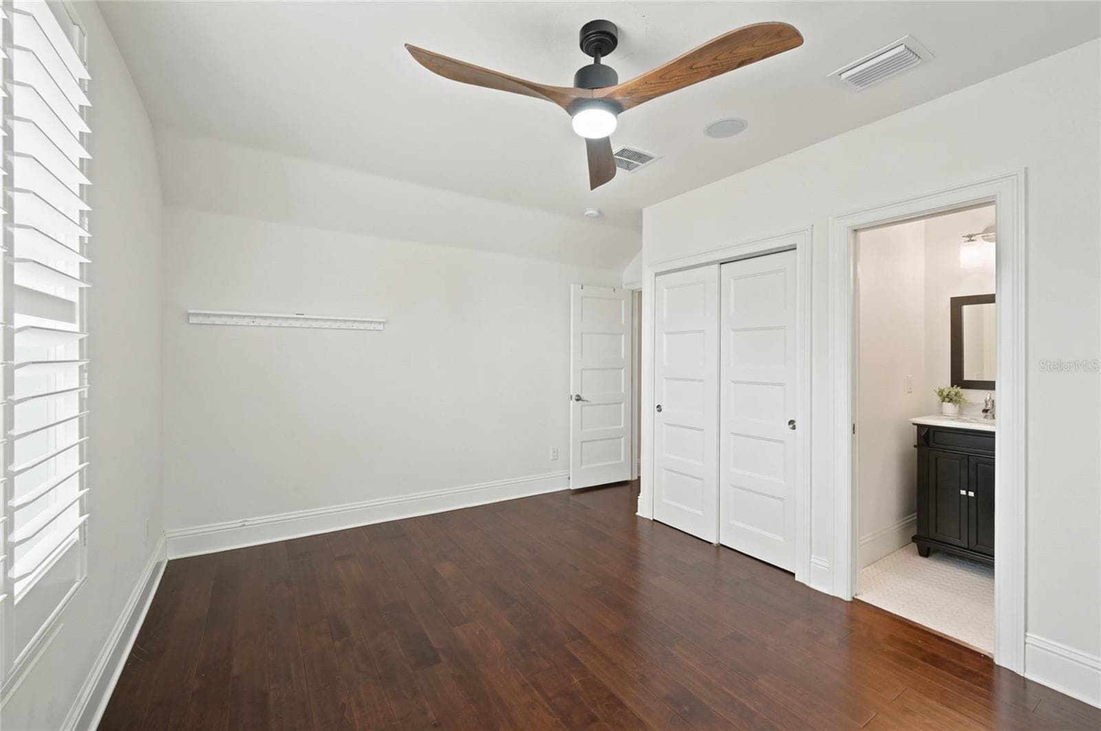 Bedroom 2 en suite bath - 1707 ASHER LN, ORLANDO