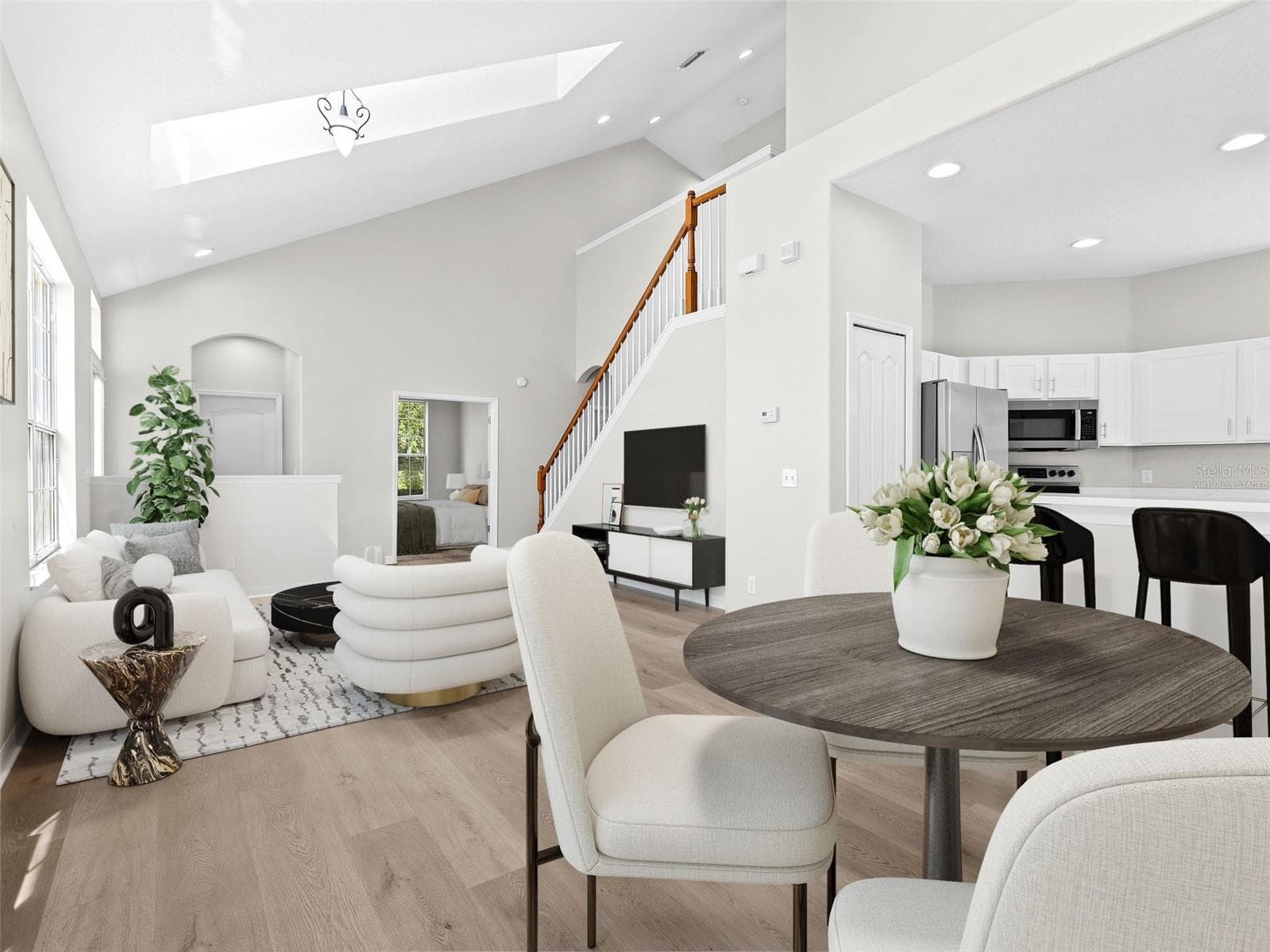 Virtually StagedLiving roomDining room - 17912 HAVENVIEW LN, LUTZ