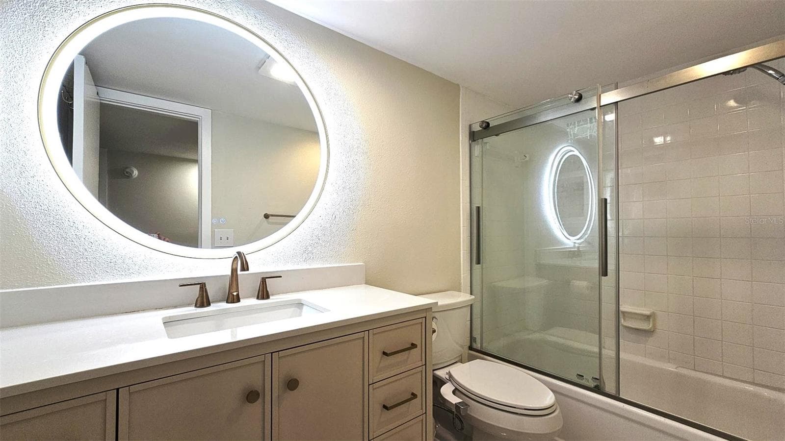 Full tub & shower - 78 BOUNDARY BLVD #193, ROTONDA WEST