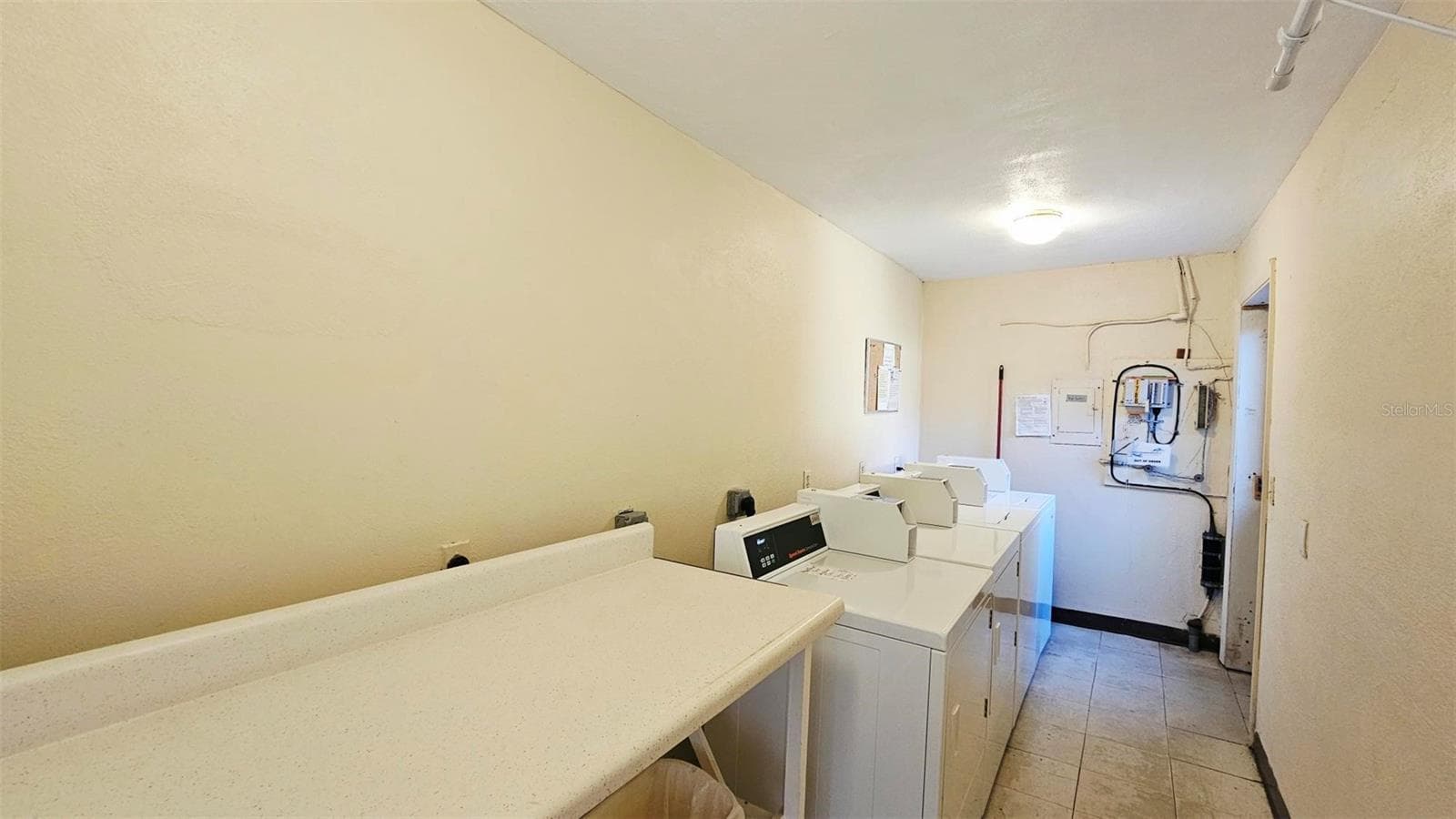 Community coin operated washer & dryer - 78 BOUNDARY BLVD #193, ROTONDA WEST