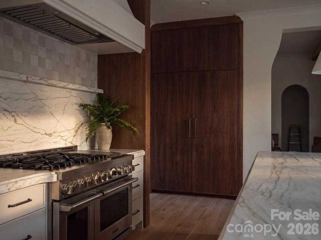 4' Gas Range - Wood Paneled 5' Refrigerator/Freezer - 110 Hunter Lane, Charlotte