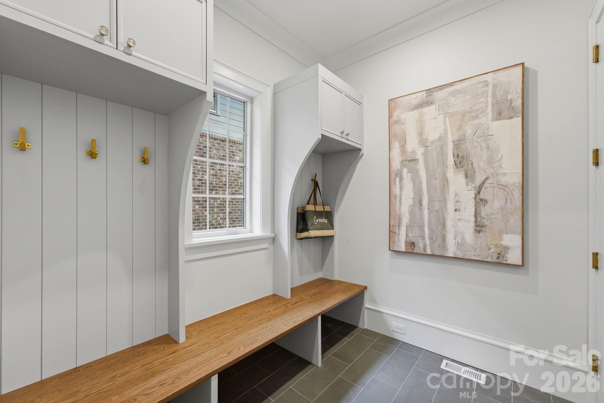 Drop Zone / Locker Room (7'3"x8'10") - 110 Hunter Lane, Charlotte