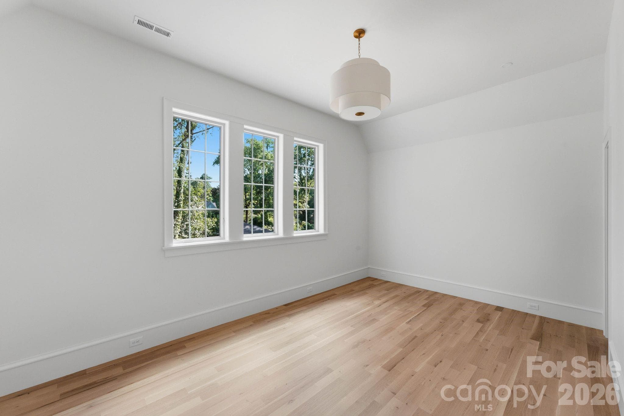 Upper Bedroom (20'x13') Hardwood Floors - 110 Hunter Lane, Charlotte