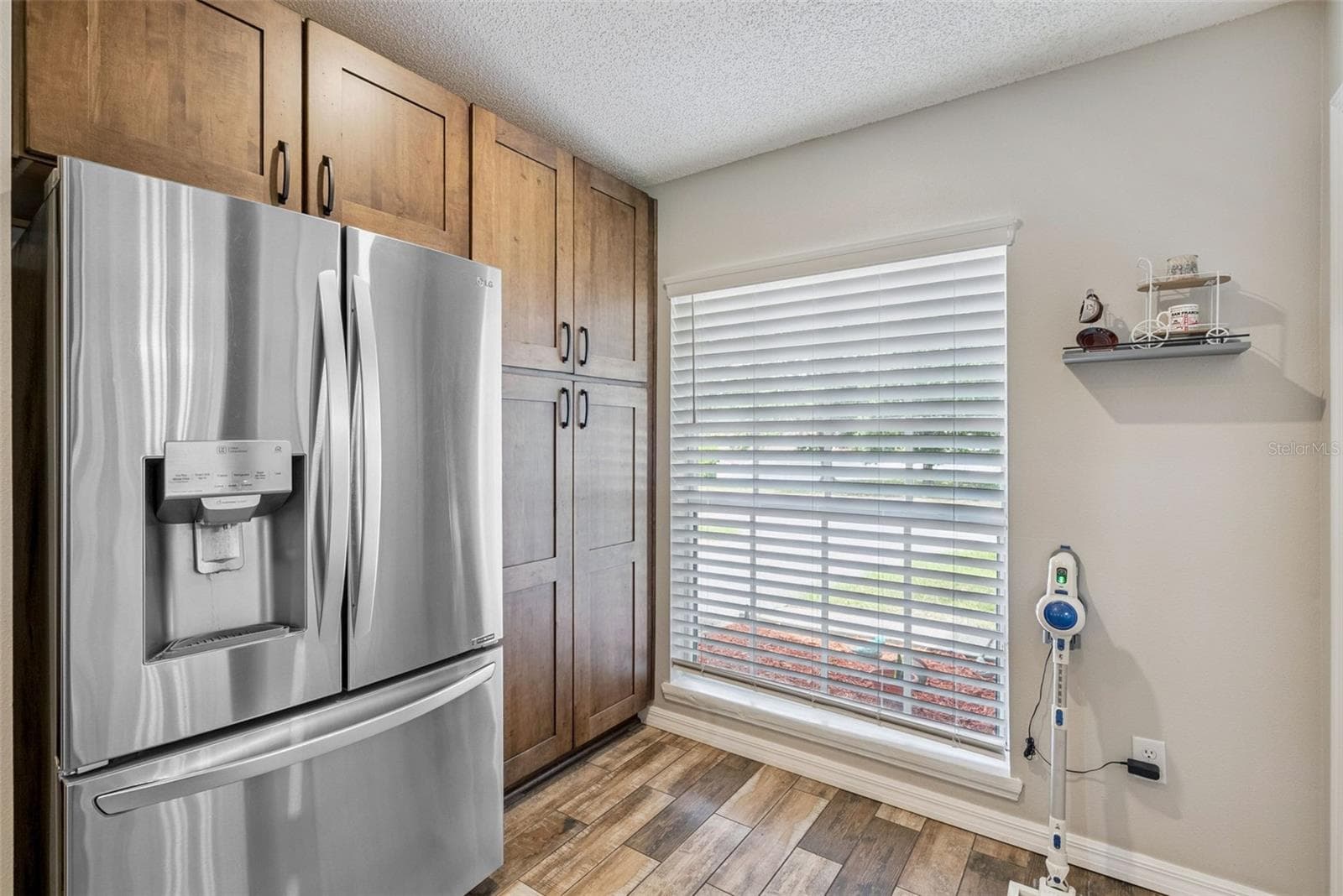 Single Family Residence at 1403 BRAYTON CIR, DELTONA, photo 17 of 35