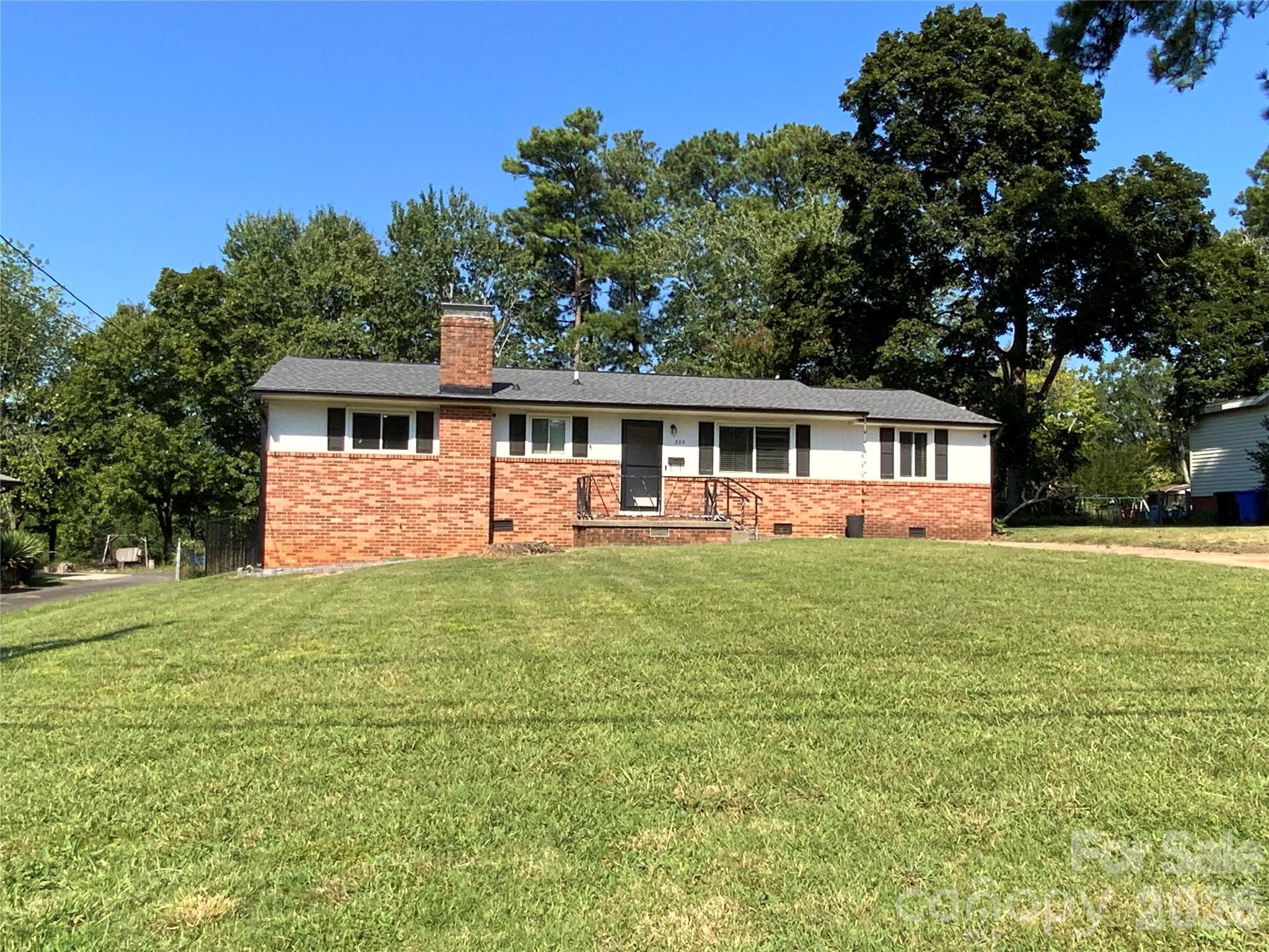 325 Glenwood Drive