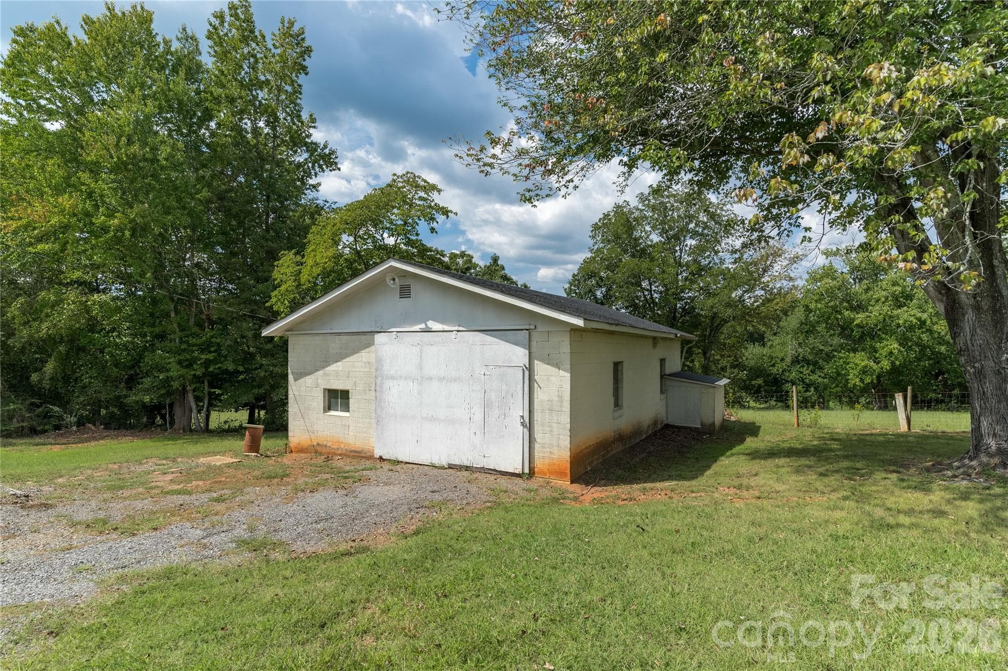 Single Family Residence at 5271 Harris Farm Road, Hickory, photo 36 of 46