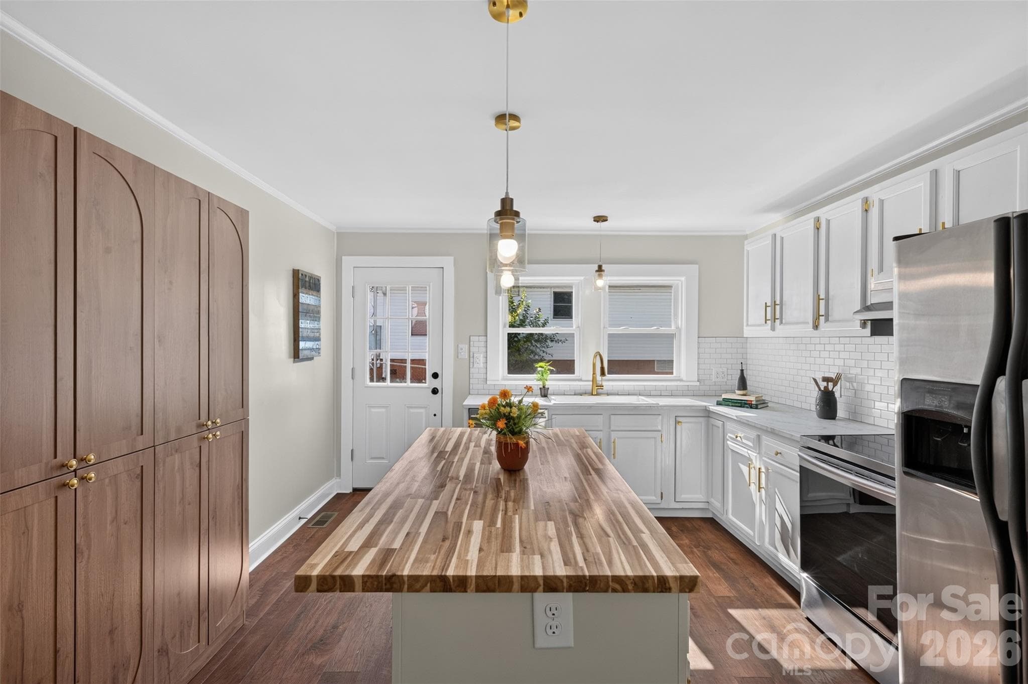 Butcher Block Island - 227 Nesbit Drive, Salisbury