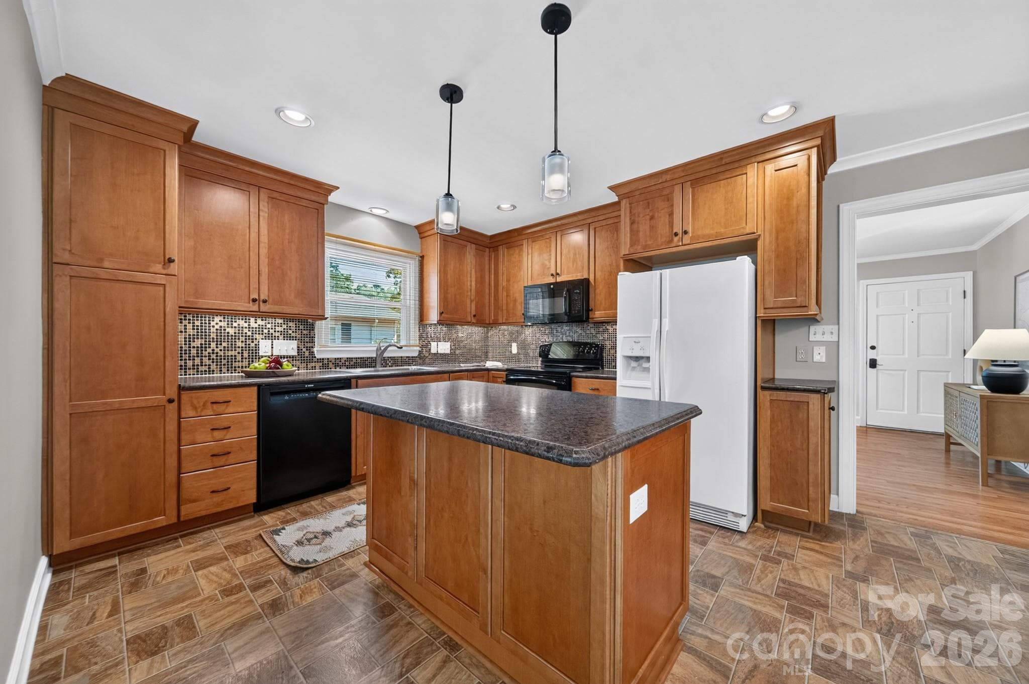 Single Family Residence at 7601 Woodstream Drive, Charlotte, photo 6 of 25