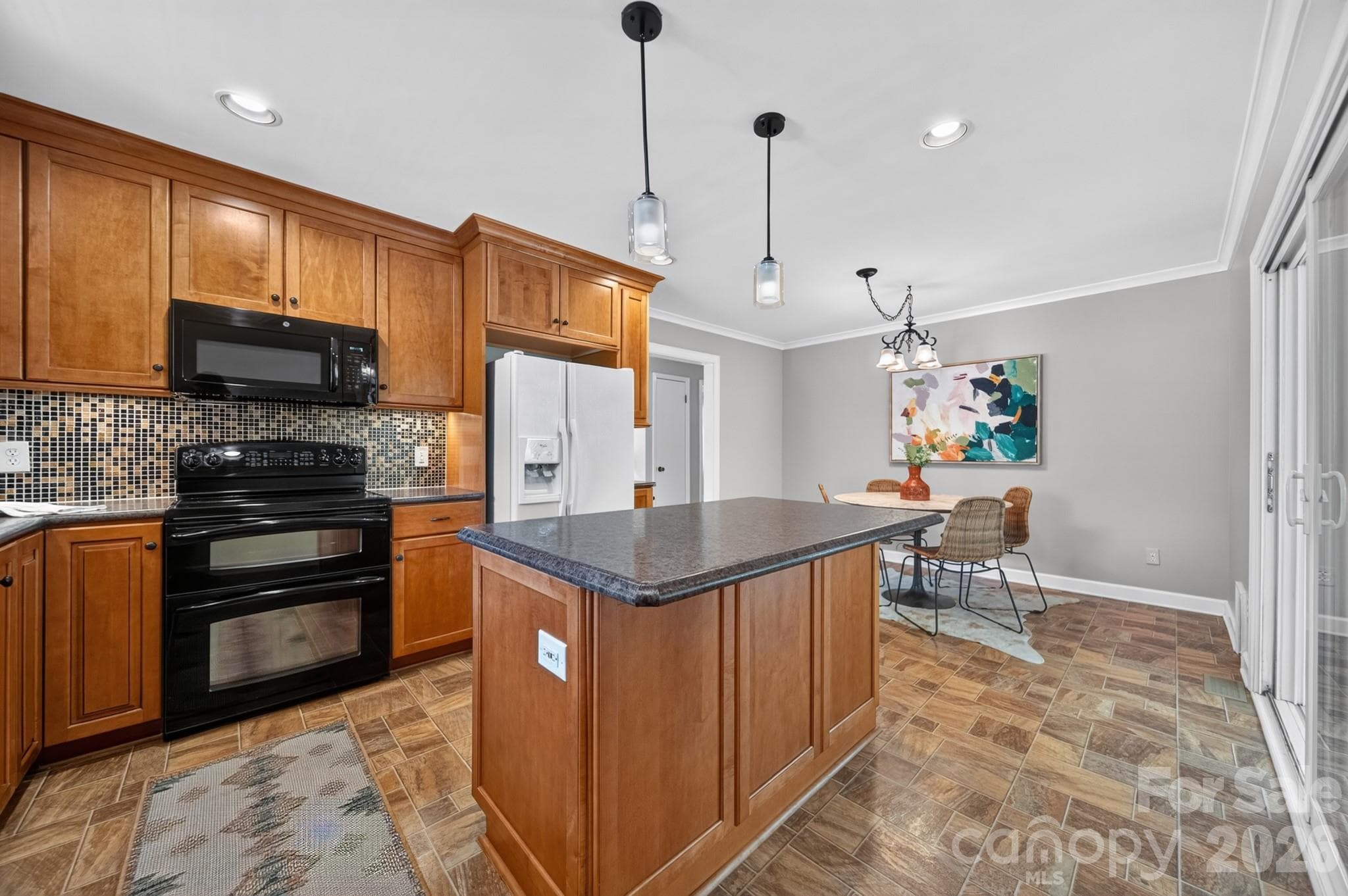 Single Family Residence at 7601 Woodstream Drive, Charlotte, photo 7 of 25