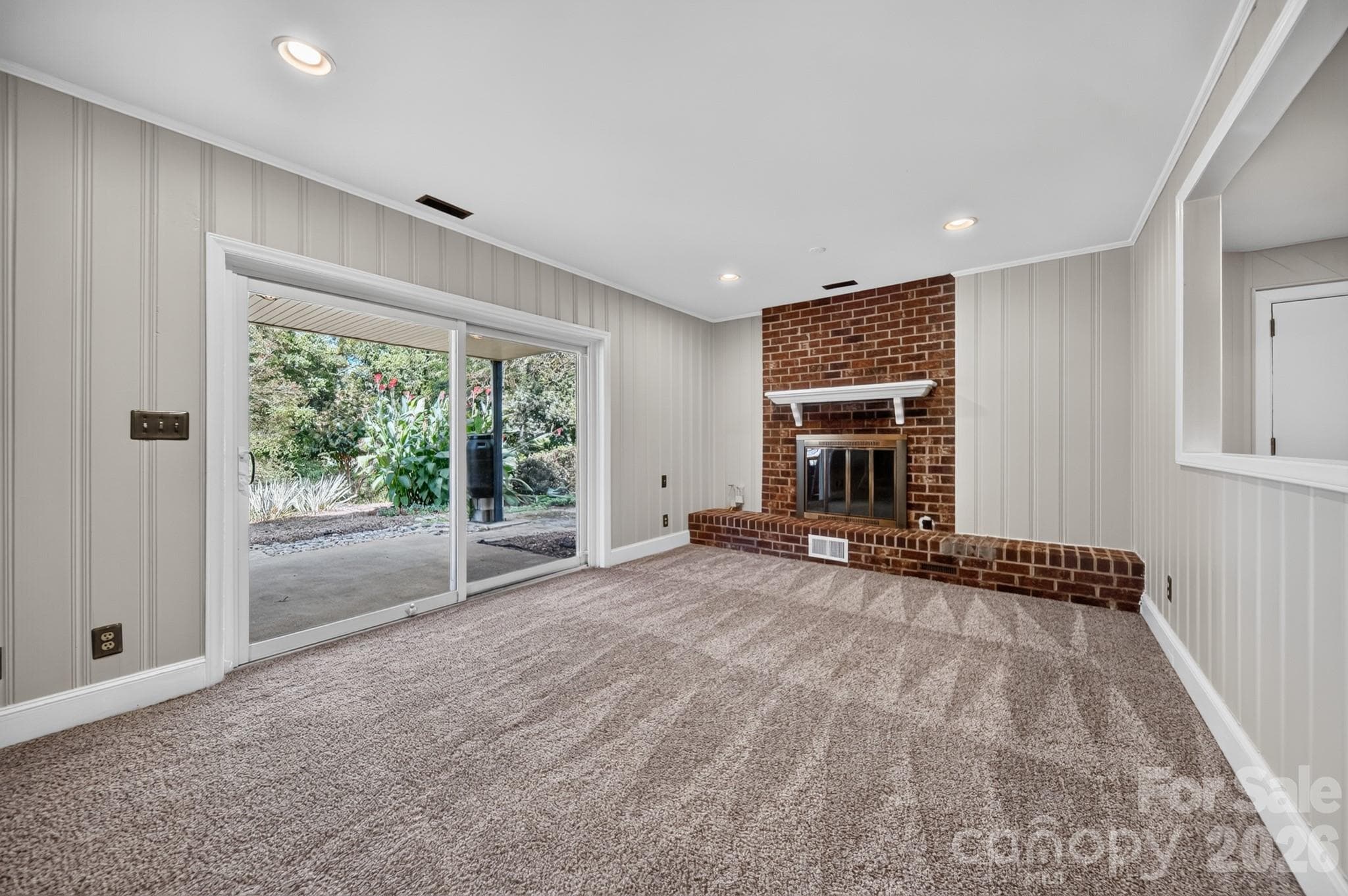 Single Family Residence at 7601 Woodstream Drive, Charlotte, photo 17 of 25