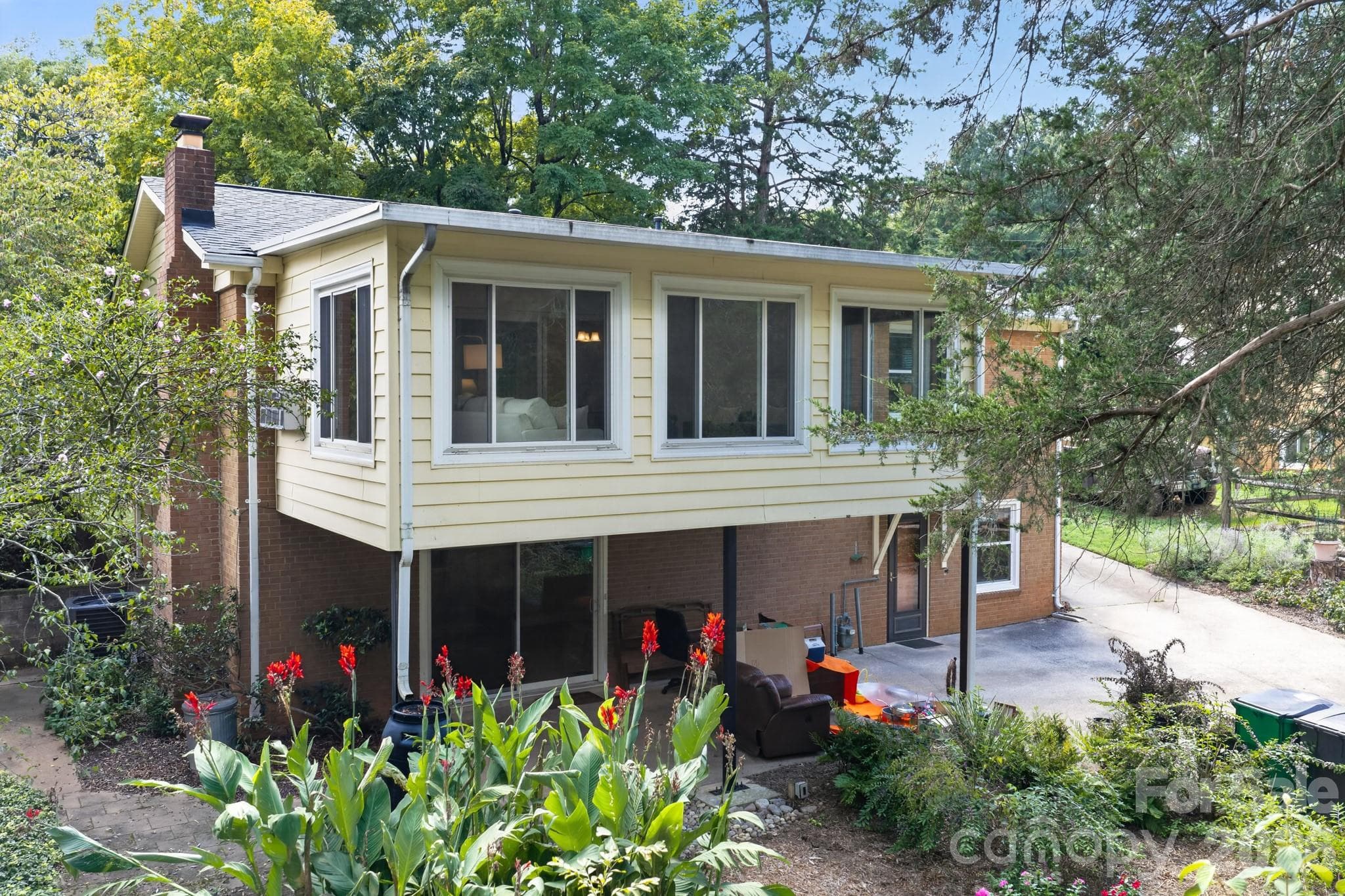 Single Family Residence at 7601 Woodstream Drive, Charlotte, photo 24 of 25