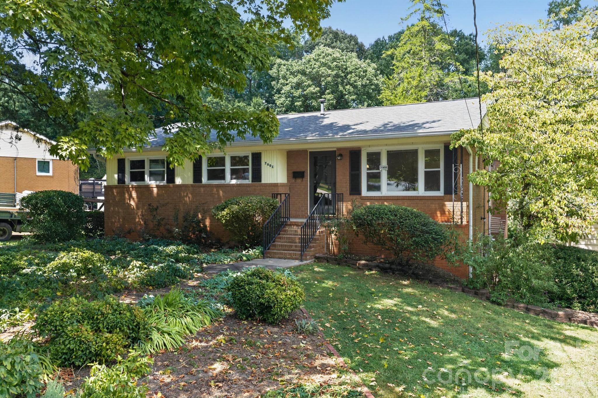 Single Family Residence at 7601 Woodstream Drive, Charlotte, photo 25 of 25